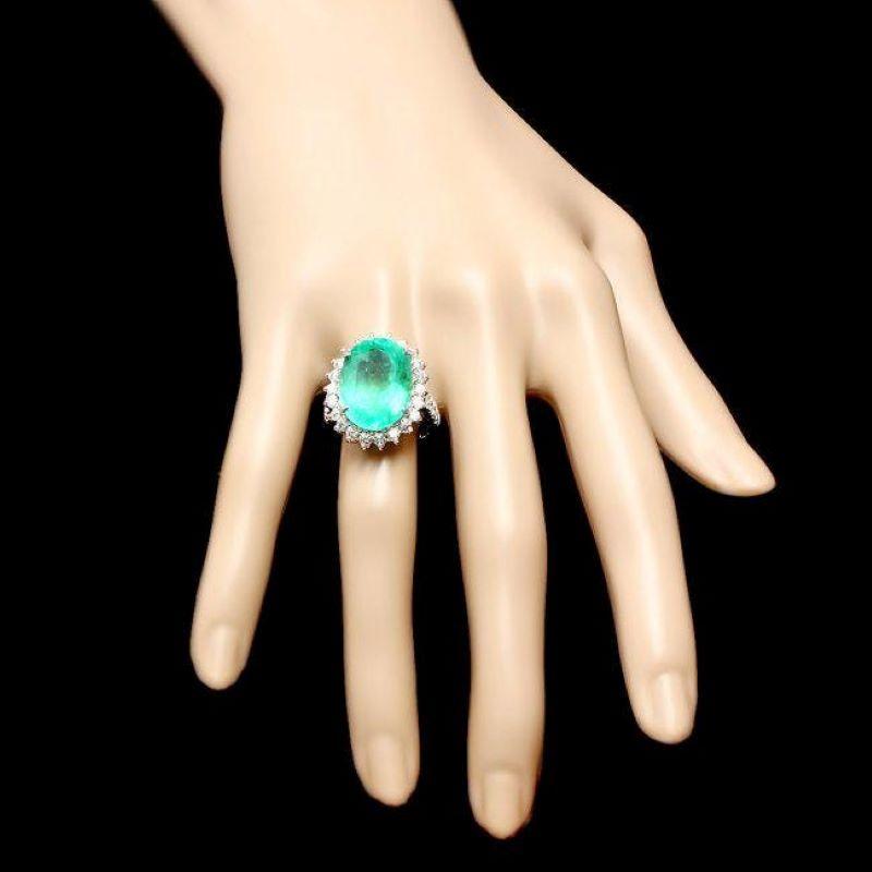 12.70 Carats Natural Emerald and Diamond 18K Solid White Gold Ring In New Condition For Sale In Los Angeles, CA