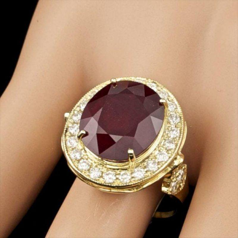 Mixed Cut 12.70 Carats Natural Red Ruby and Diamond 14k Solid Yellow Gold Ring For Sale