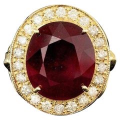 14 Karat massiver Gelbgold Ring mit 12,70 Karat natürlichem roten Rubin und Diamant