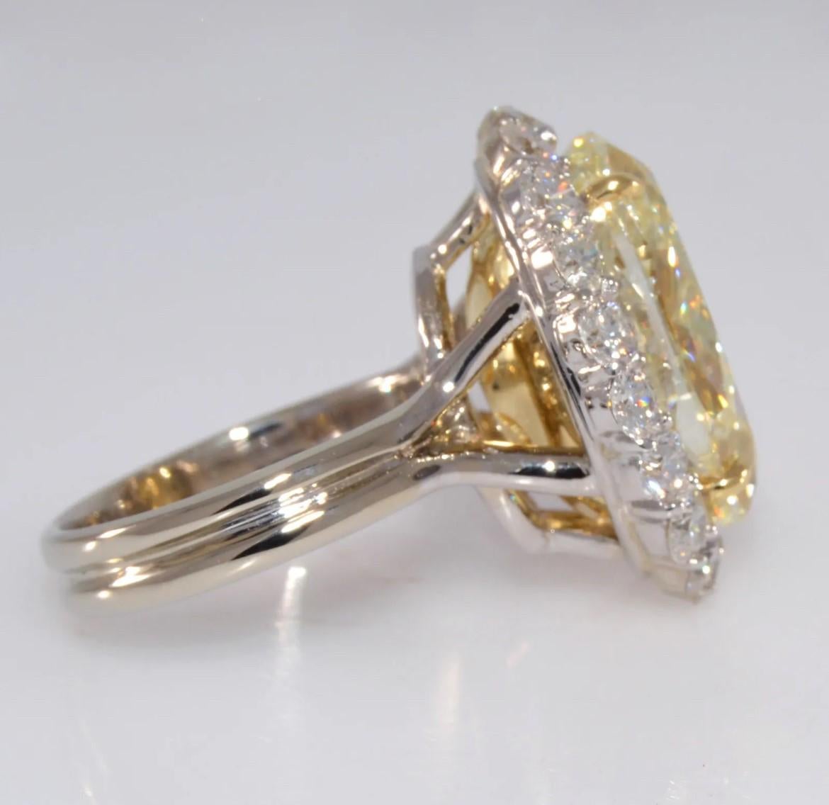 12.71 carat GIA Canary Yellow Oval Diamond with Diamond Halo Ring In Excellent Condition For Sale In Phoenix, AZ