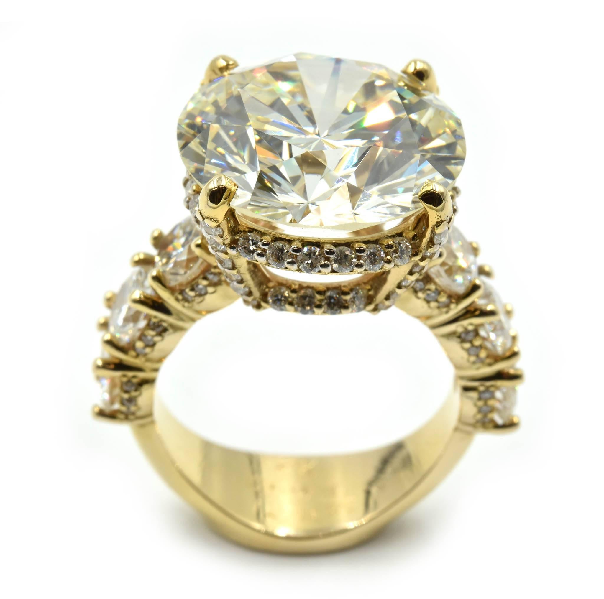 12.71 Carat Round Cut GIA Certified Diamond Engagement Ring 18 Karat Yellow Gold In Excellent Condition In Scottsdale, AZ