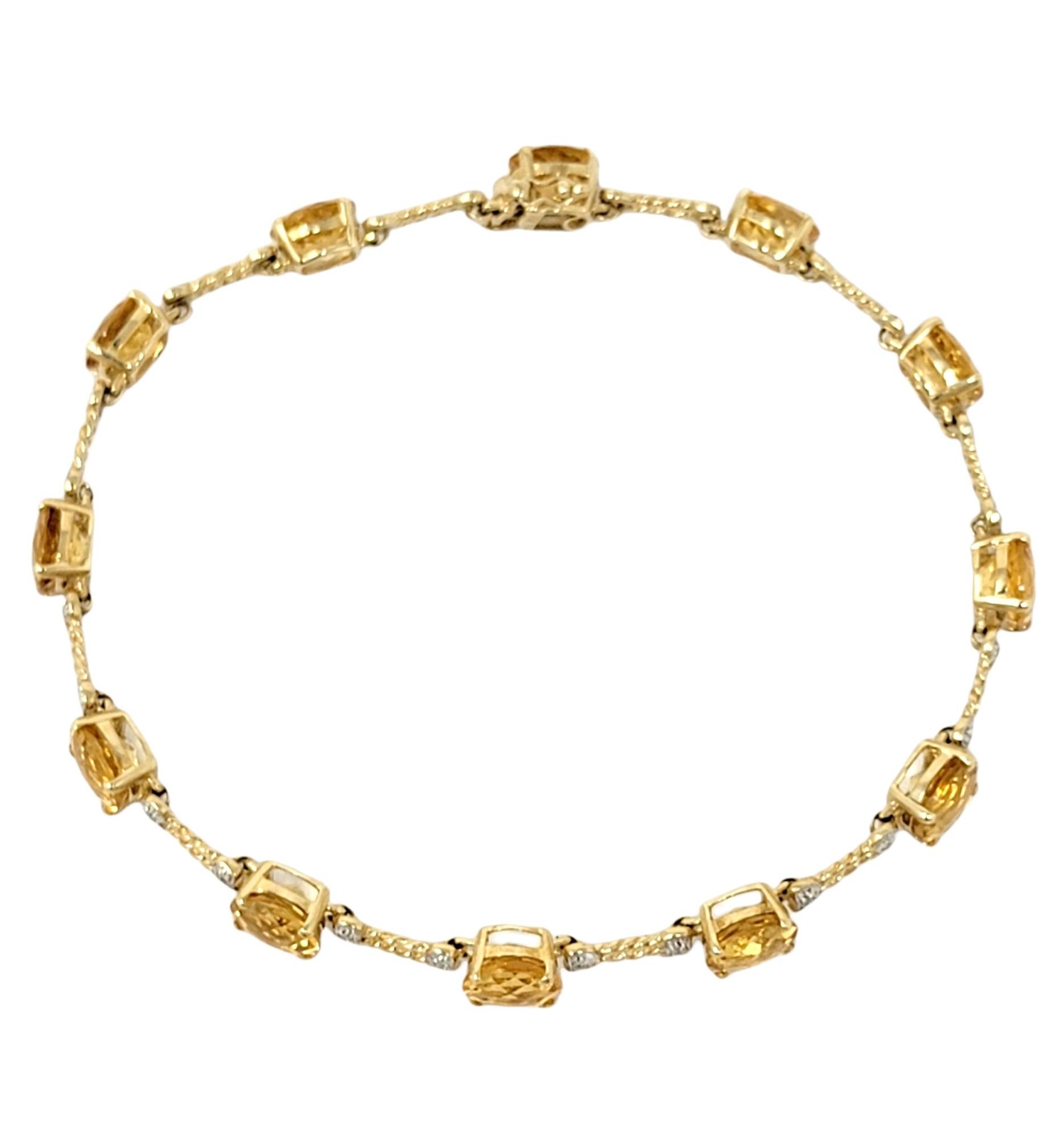 Contemporain Bracelet ligne en or 10 carats avec diamants et citrine ronde de 12,72 carats de taille mixte en vente