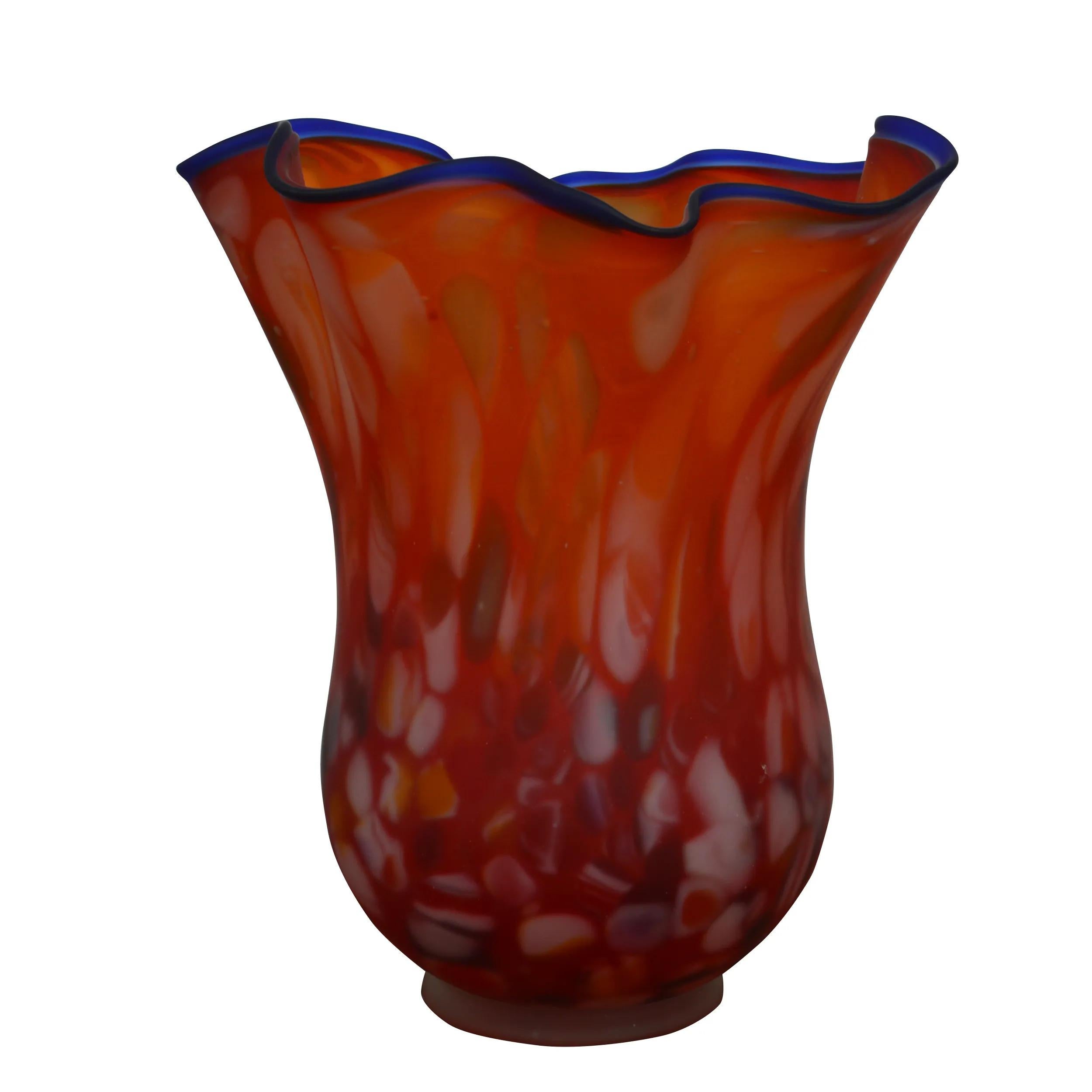 Azerbaijanische Vase aus mundgeblasenem Kunstglas (Moderne)