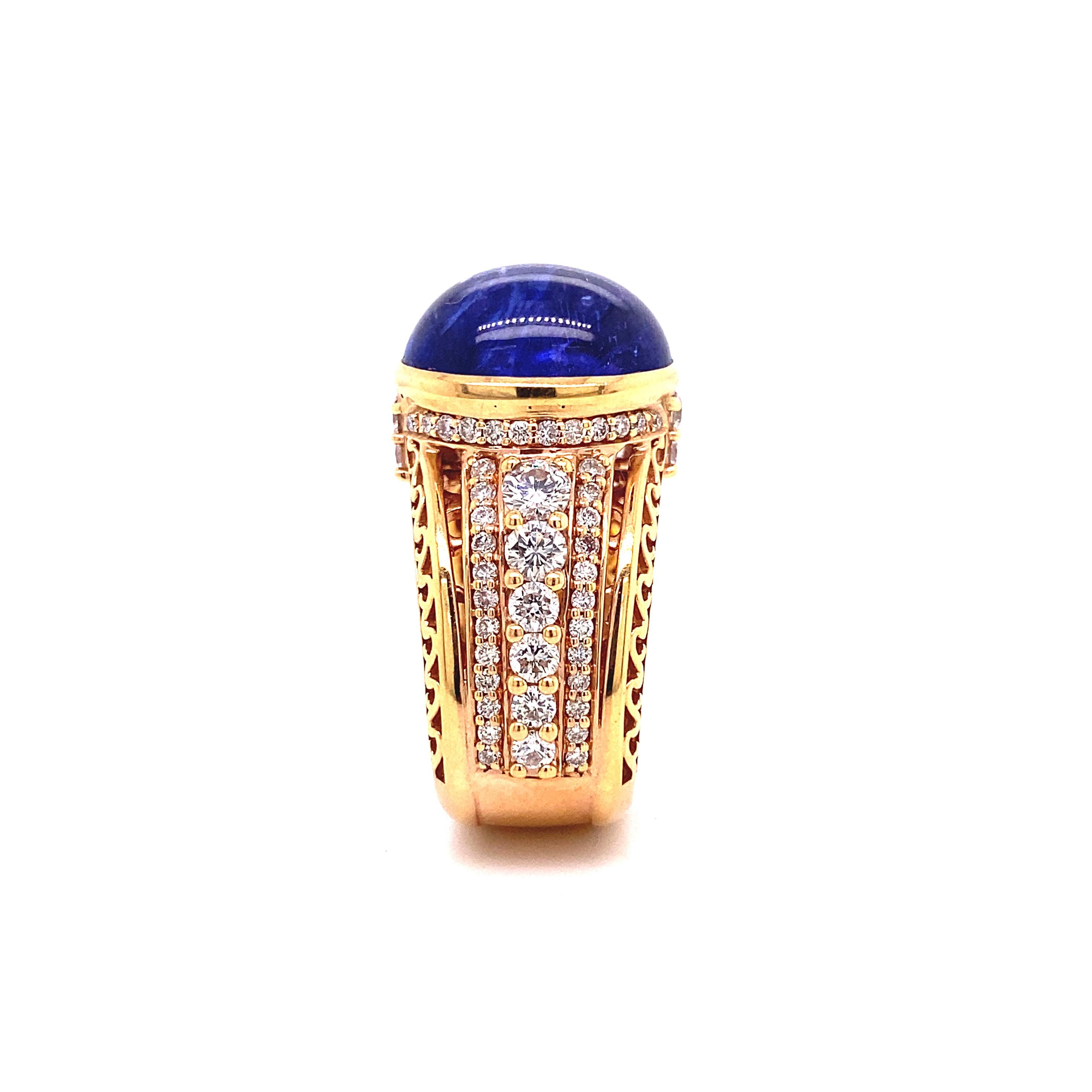 Modern 12.75 Carat Large Tanzanite Cabochon Ring in 18 Karat Rose Gold and Diamonds For Sale