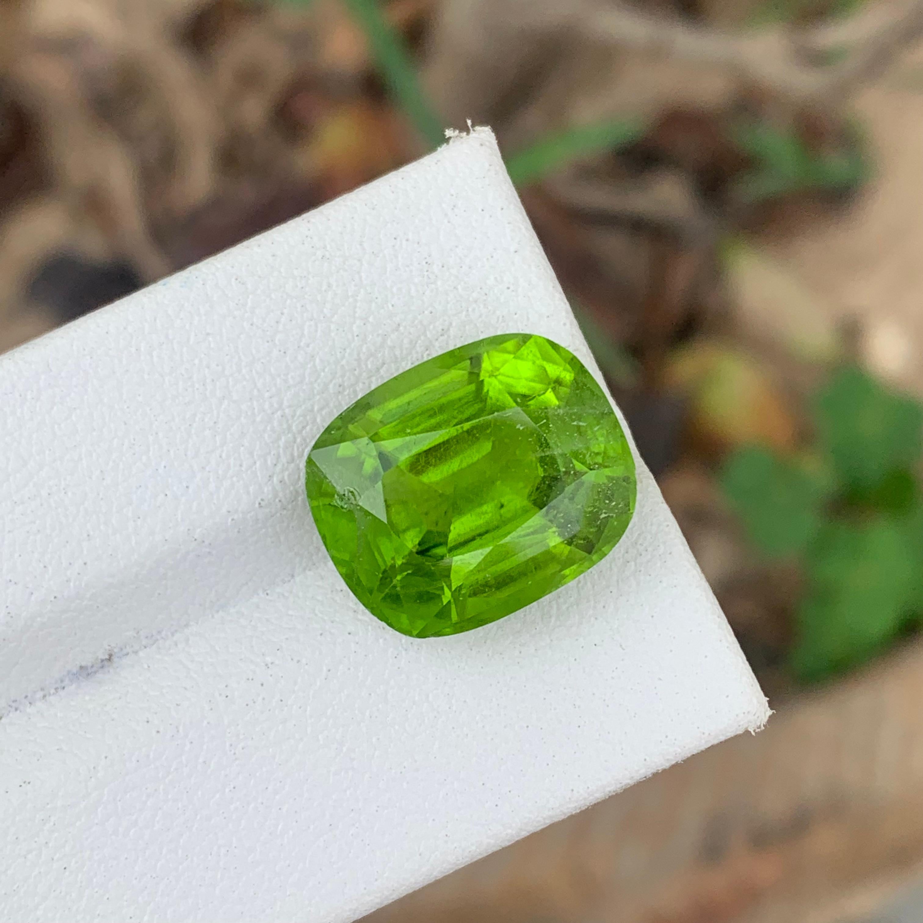 12.75 Carat Natural Cushion Cut Faceted Apple Green Peridot From Pakistan Mine For Sale 4