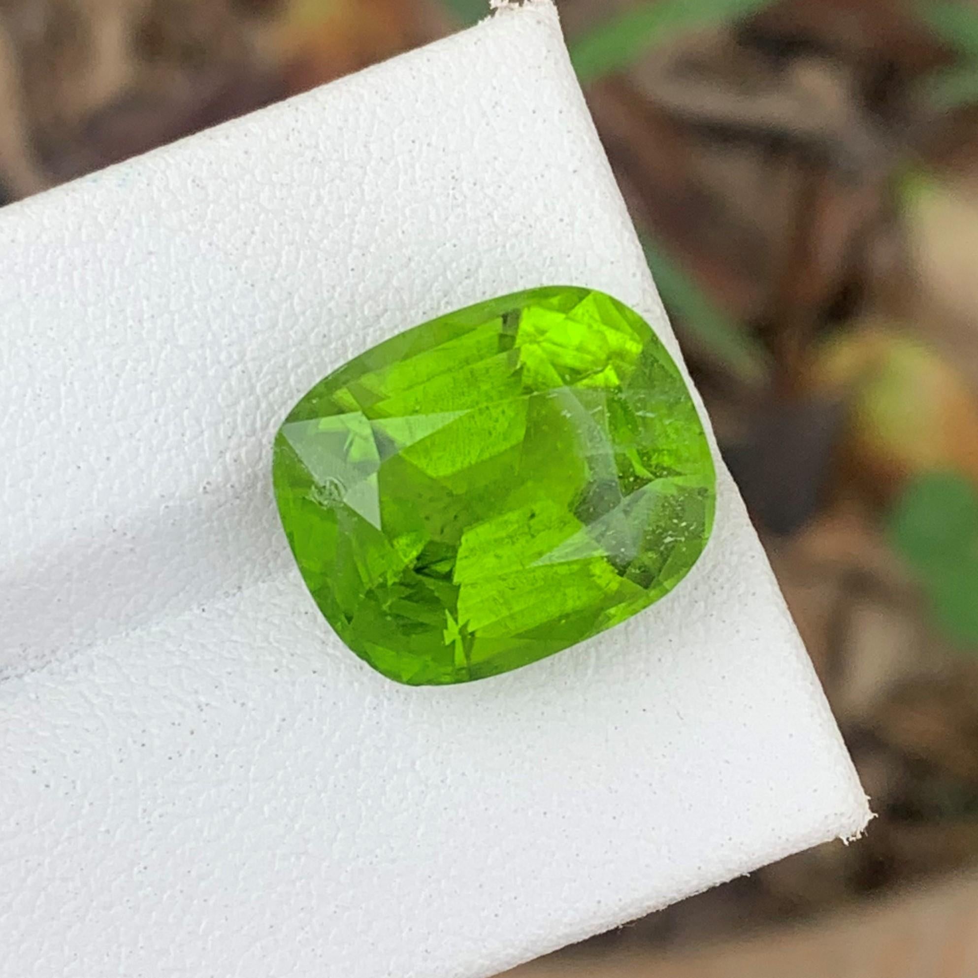 Gemstone Type : Peridot
Weight : 12.75 Carats
Dimensions : 15.2x12.7x8.7 mm
Origin : Suppat Valley Pakistan
Clarity : SI
Certificate: On Demand
Color: Green
It helps cure diseases related to lungs, breasts, intestinal tract, spleen and lymph. It is