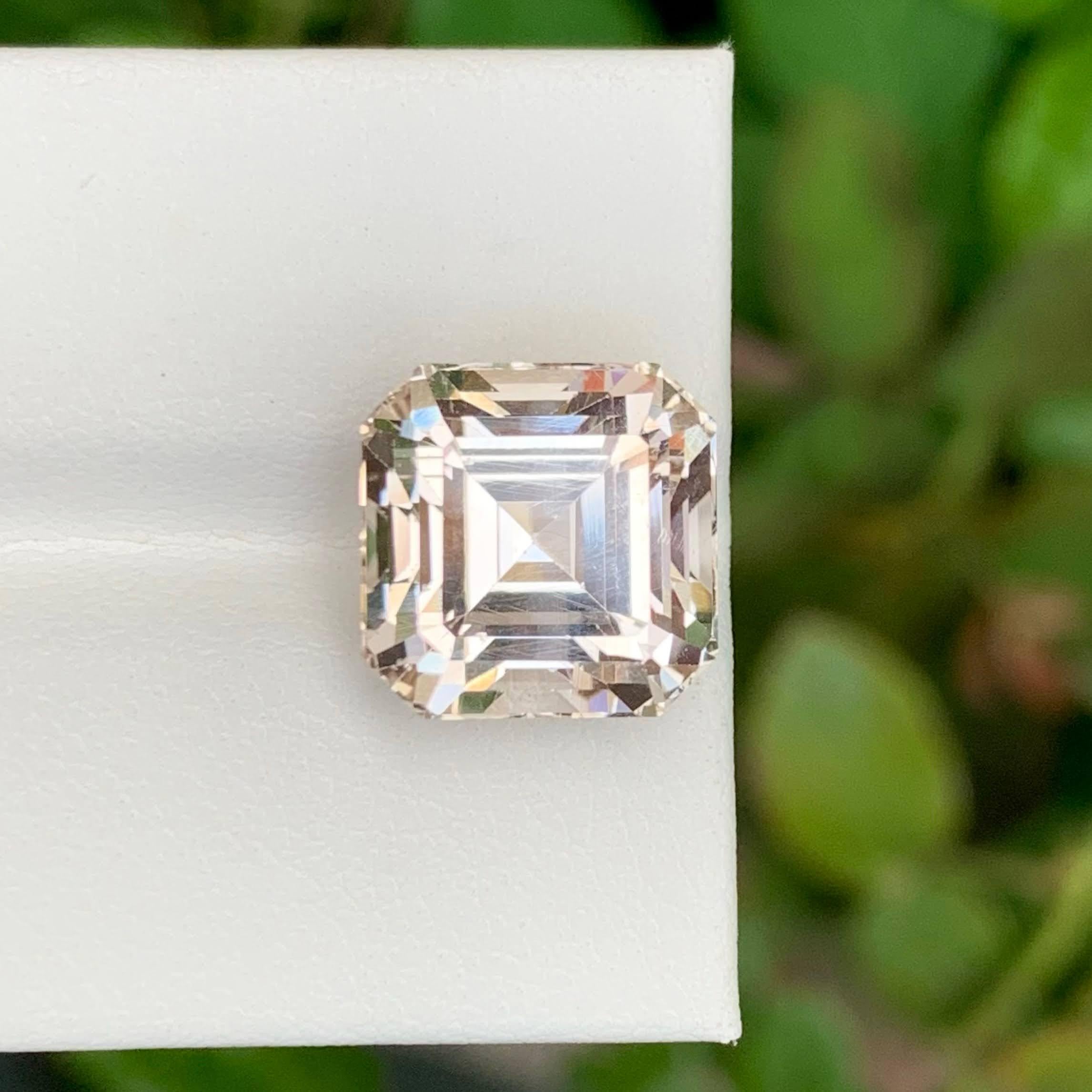 Modern 12.75 Carat Natural Loose Peach Topaz Stone Cushion Cut Pakistani Gemstone For Sale