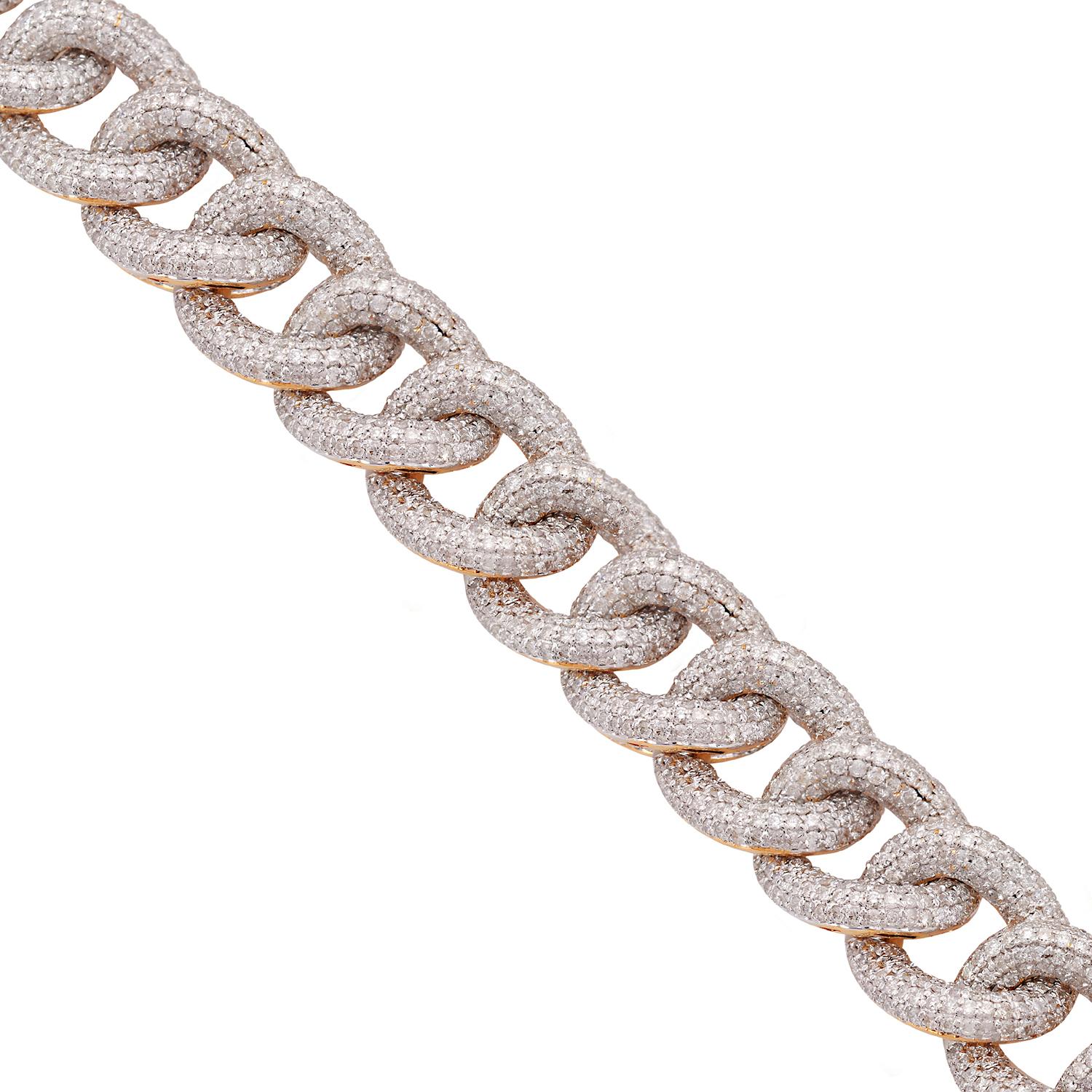 Modern 12.75 Carat SI/HI Diamond Pave Cuban Link Chain Bracelet 18 Karat Yellow Gold For Sale