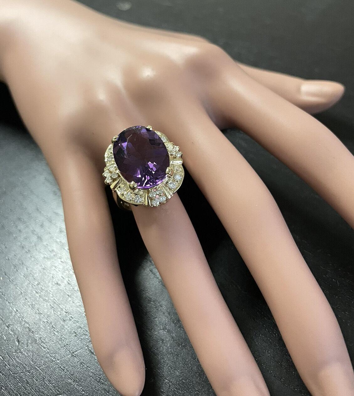 12.75 Carats Natural Amethyst and Diamond 14K Solid Yellow Gold Ring For Sale 3