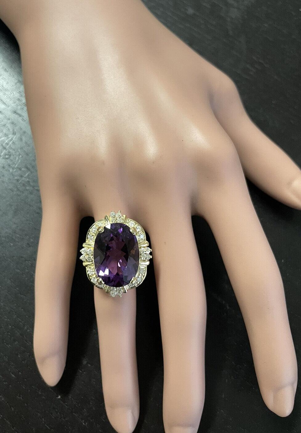 12.75 Carats Natural Amethyst and Diamond 14K Solid Yellow Gold Ring For Sale 4