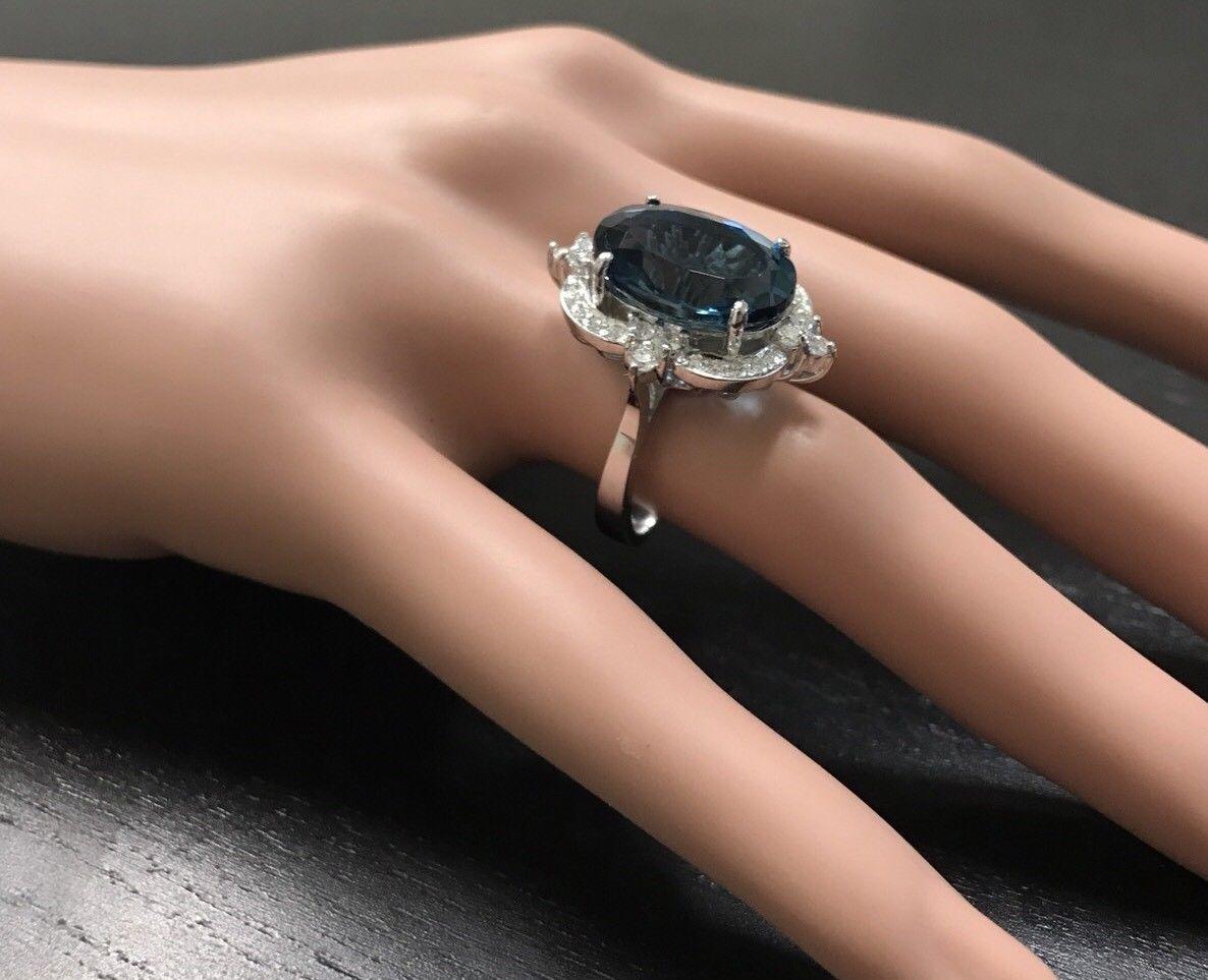 12.75 Carat Natural Impressive London Blue Topaz and Diamond 14K White Gold Ring For Sale 2