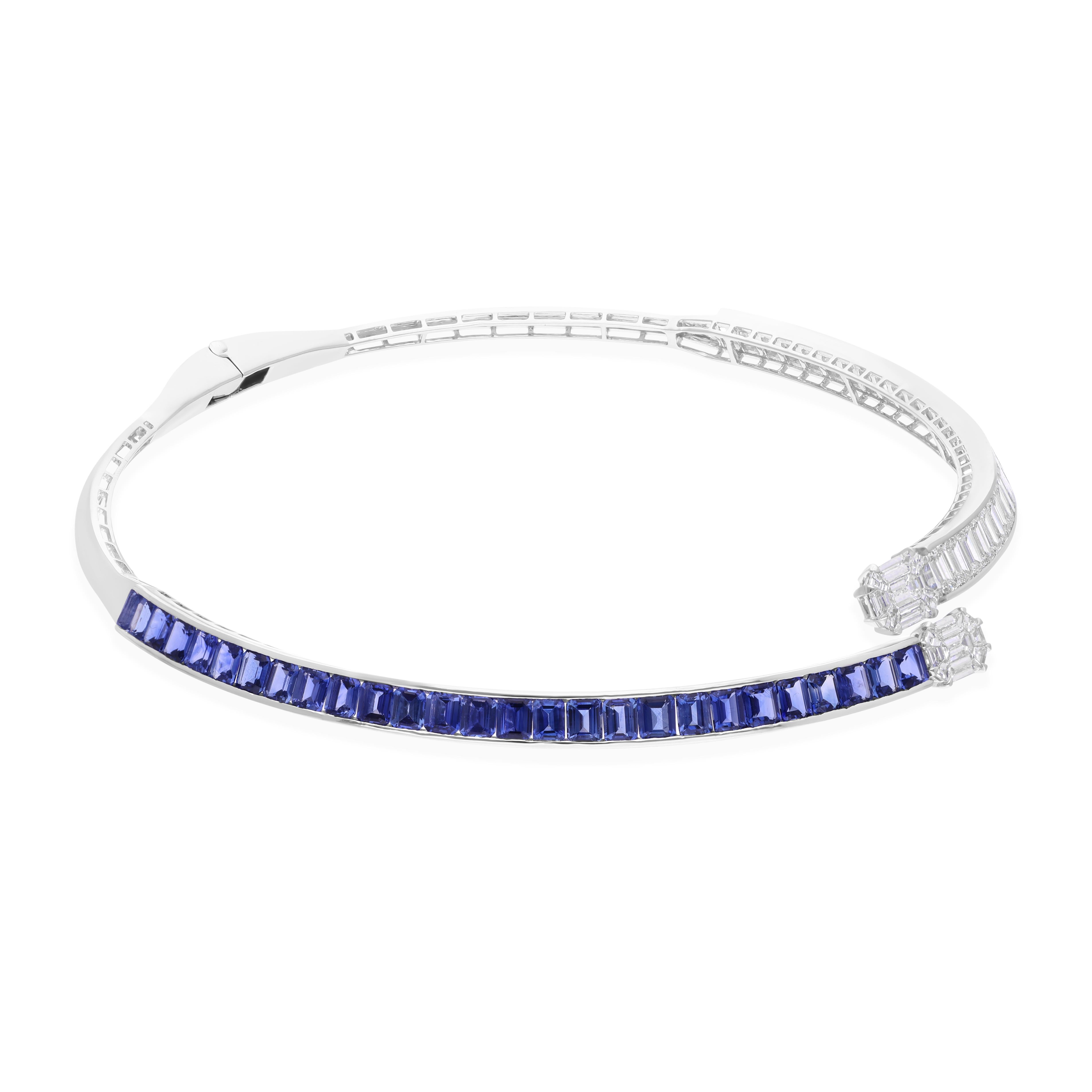 Cast from 18-karat gold, these exquisite choker is handset with 12.76 carats blue sapphire and 13.86 carats of sparkling diamonds.

FOLLOW SPECTRUM JEWELS storefront to view the latest collection & exclusive pieces. Spectrum Jewels is proudly rated