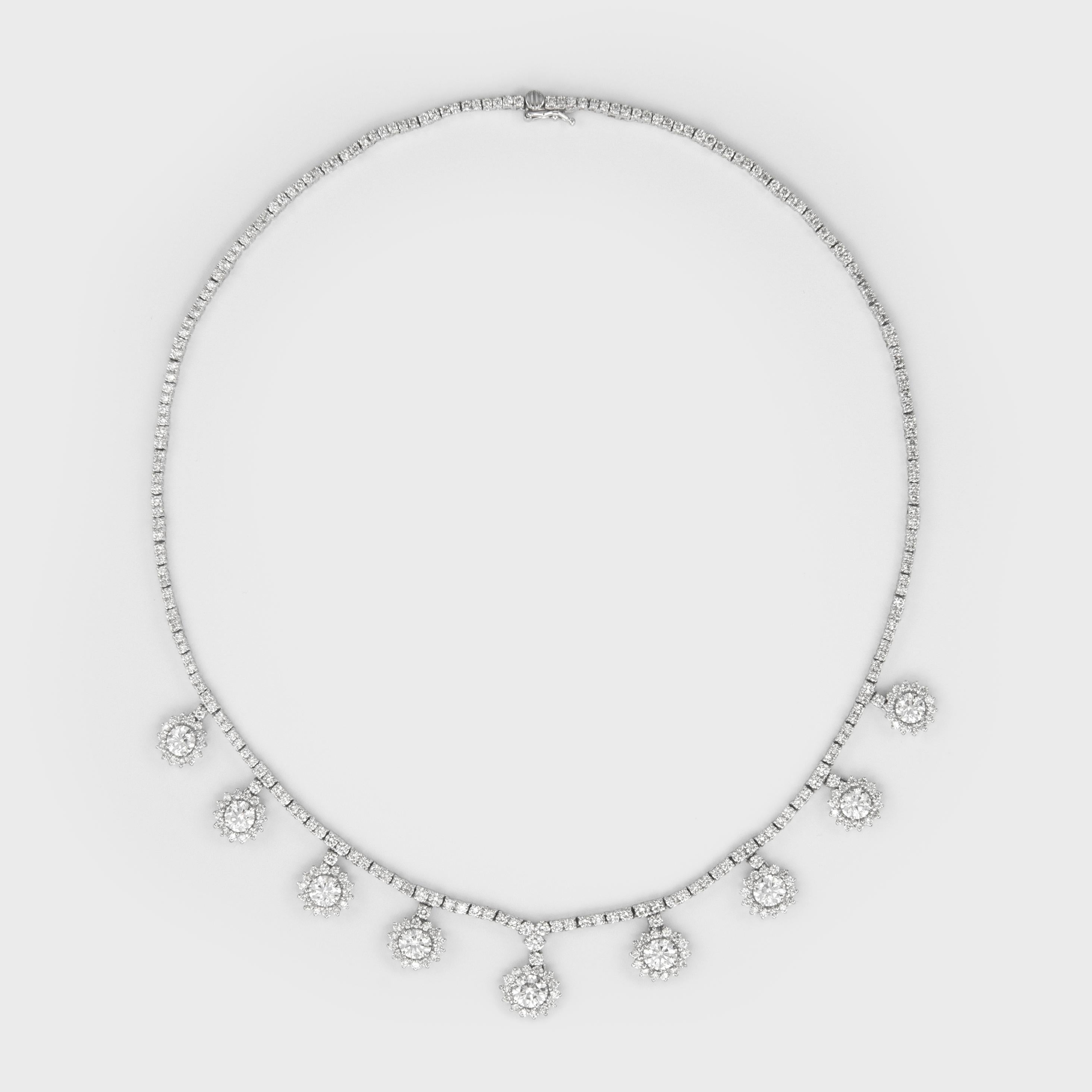 Contemporary 12.76 Carat Round Brilliant Diamonds Dangling Necklace 18 Karat White Gold For Sale
