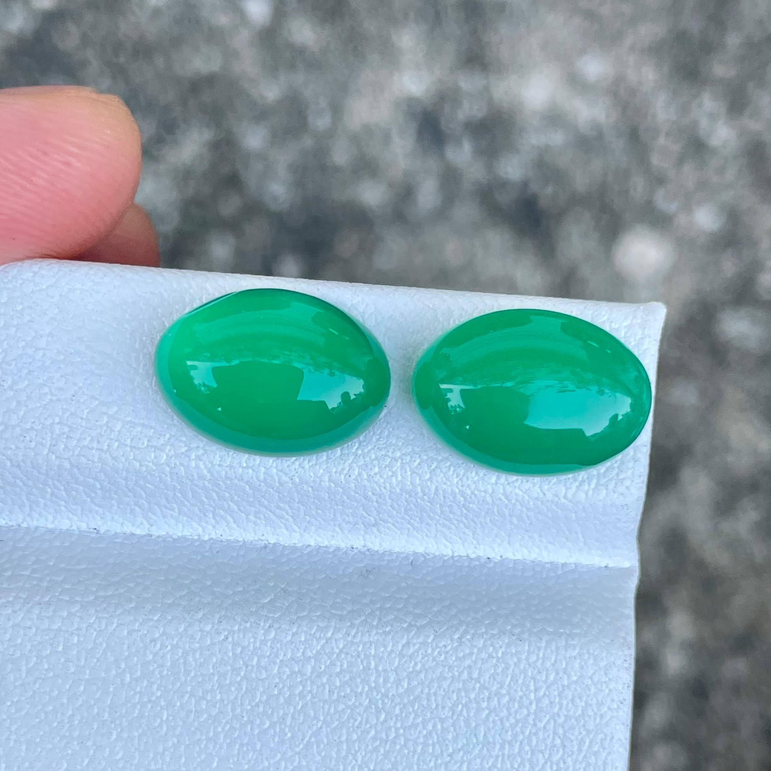 Oval Cut 12.78 carats Deep Green Natural Agate Pair Cabochon Cut from India For Sale