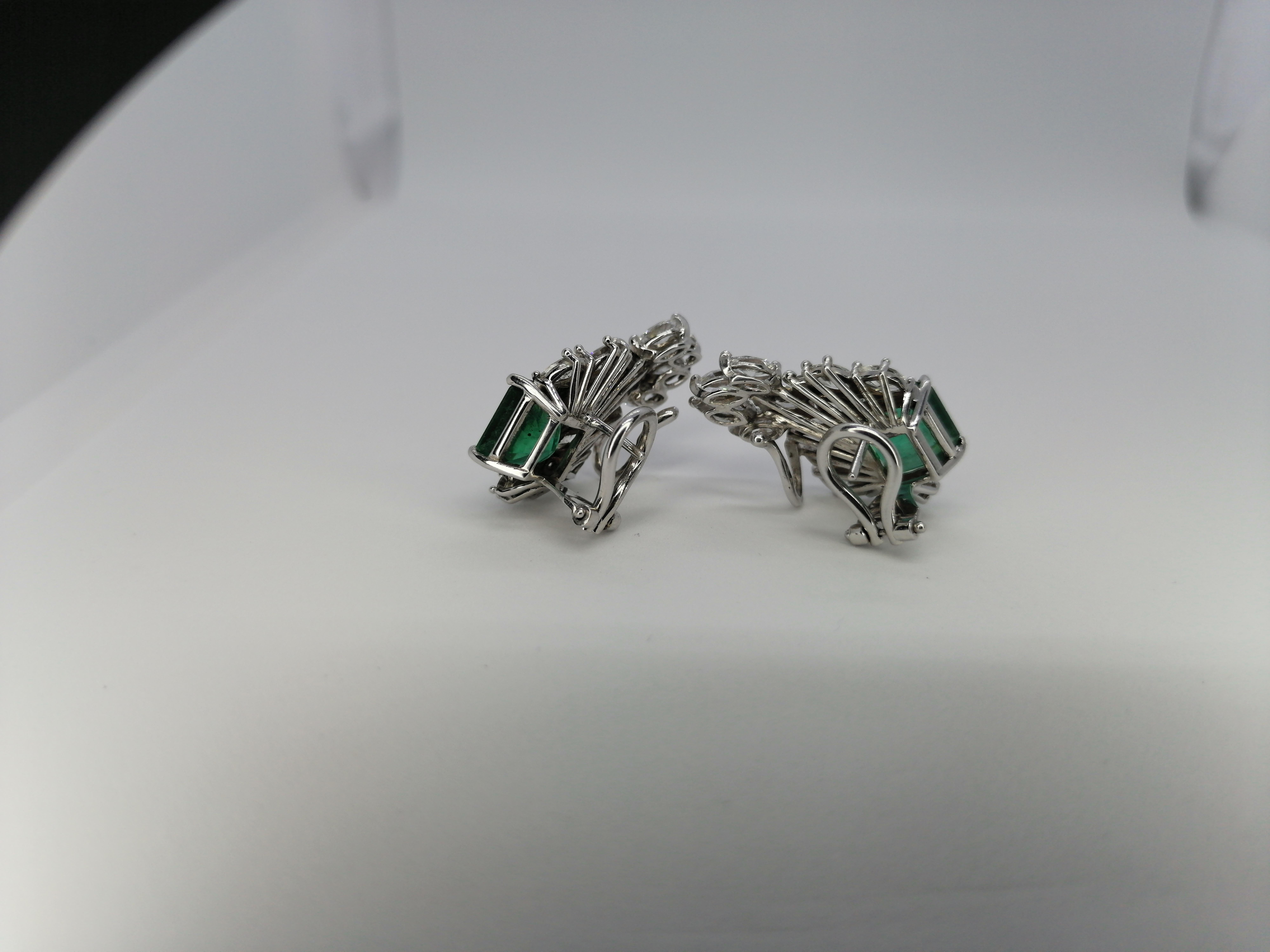 Modern IGI ANTWERP Carat Natural Emerald Marquise Diamond Earrings 18 Karat