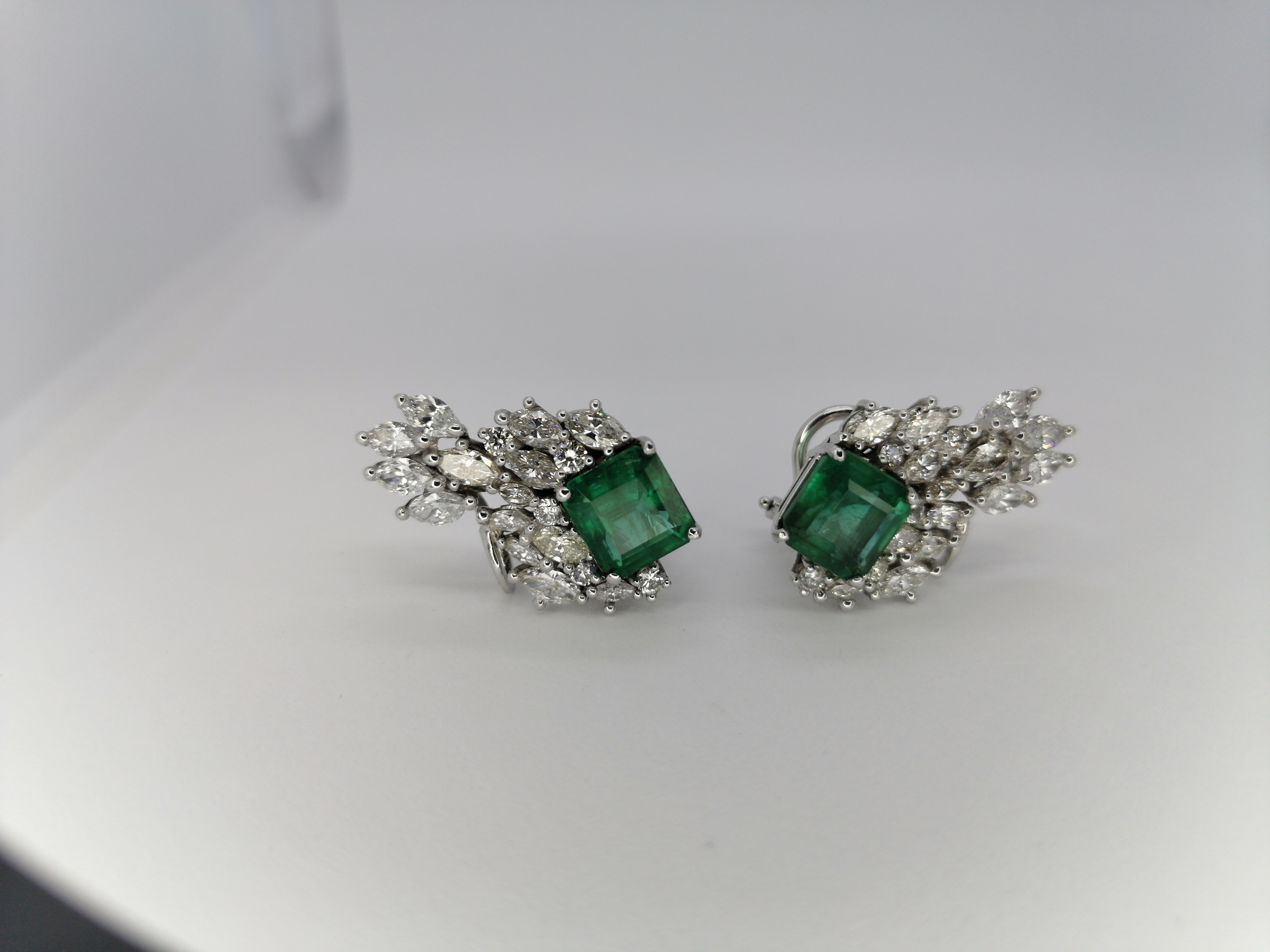 Emerald Cut IGI ANTWERP Carat Natural Emerald Marquise Diamond Earrings 18 Karat