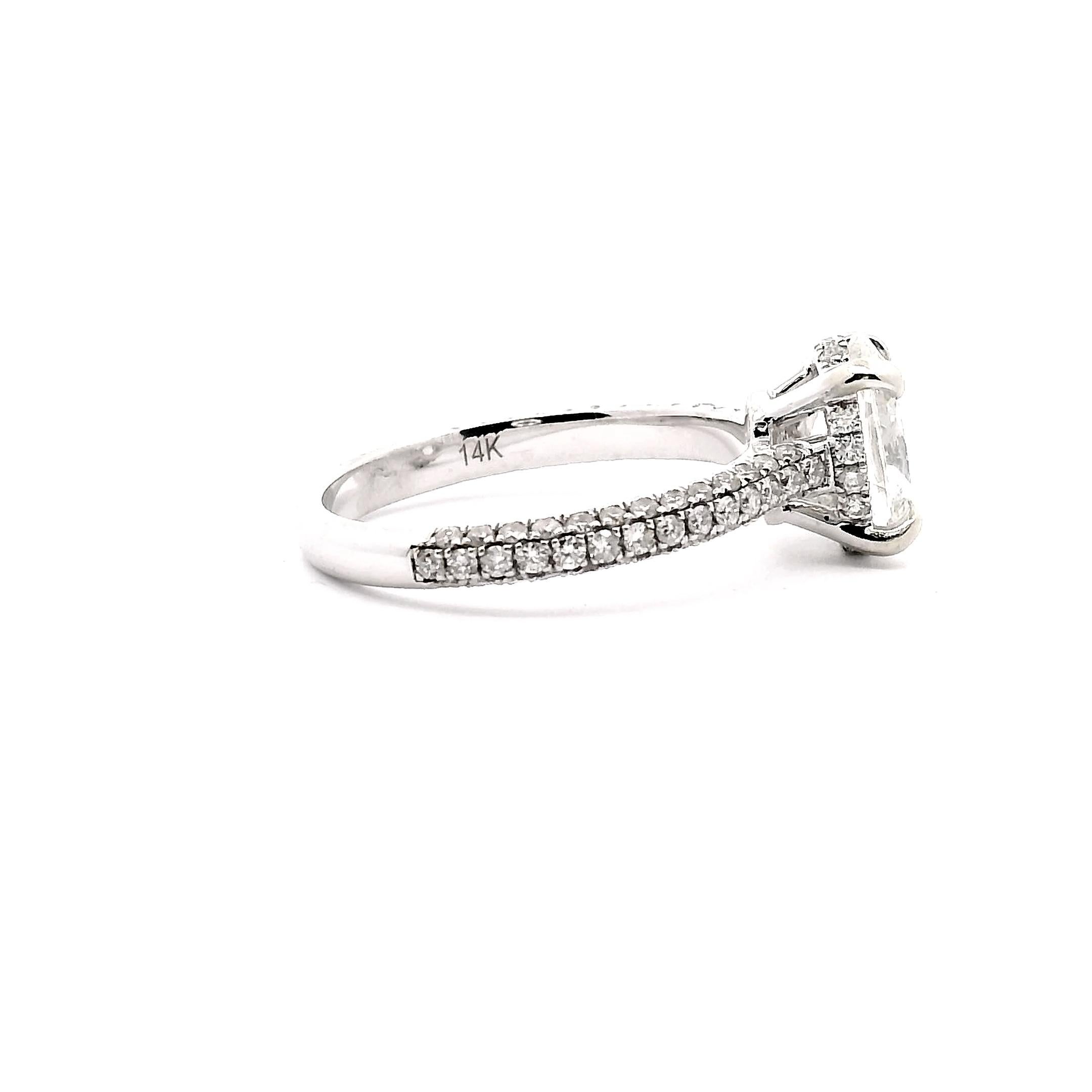 Women's or Men's 1.27ct. Oval Diamond Engagement Ring For Sale