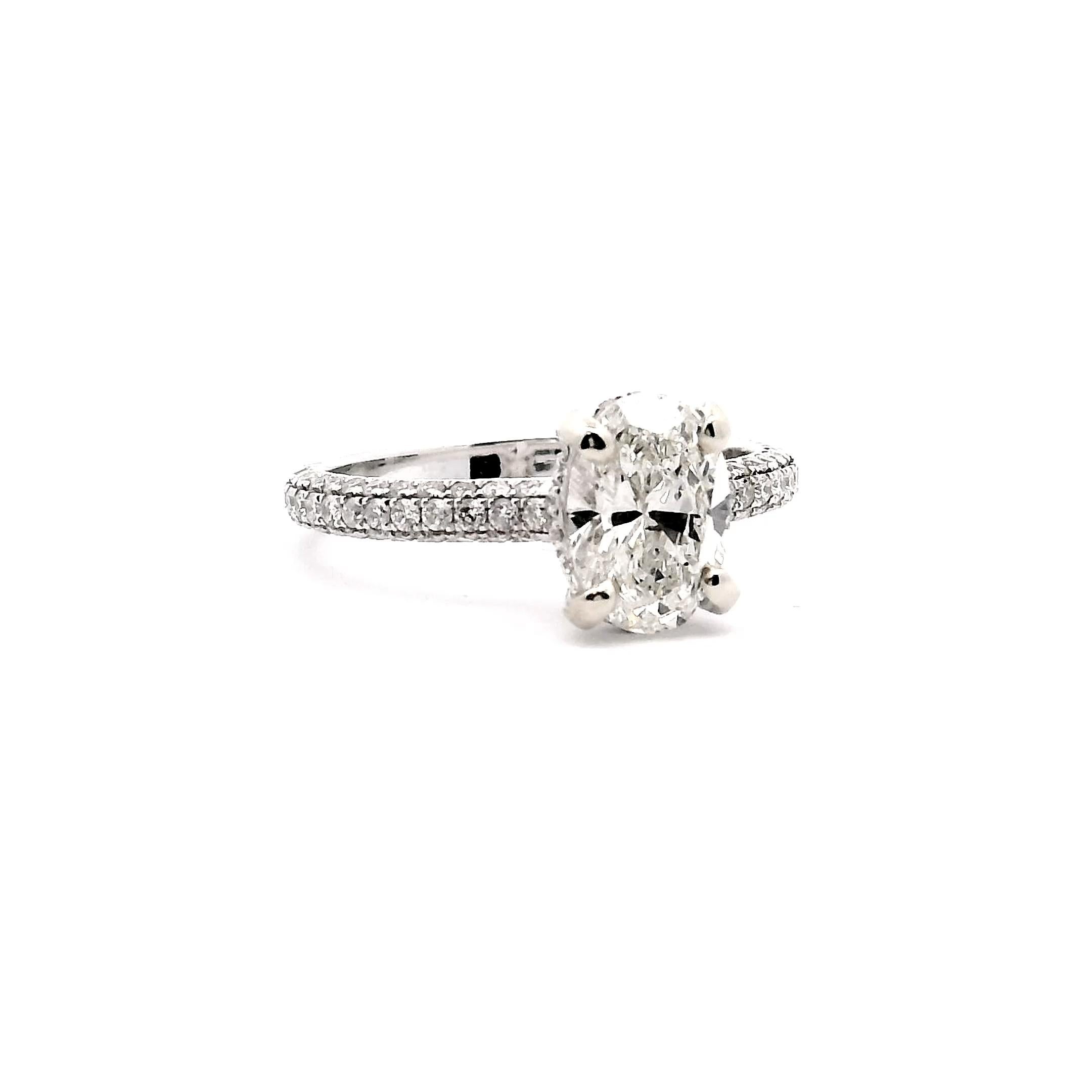 1.27ct. Oval Diamond Engagement Ring For Sale 2