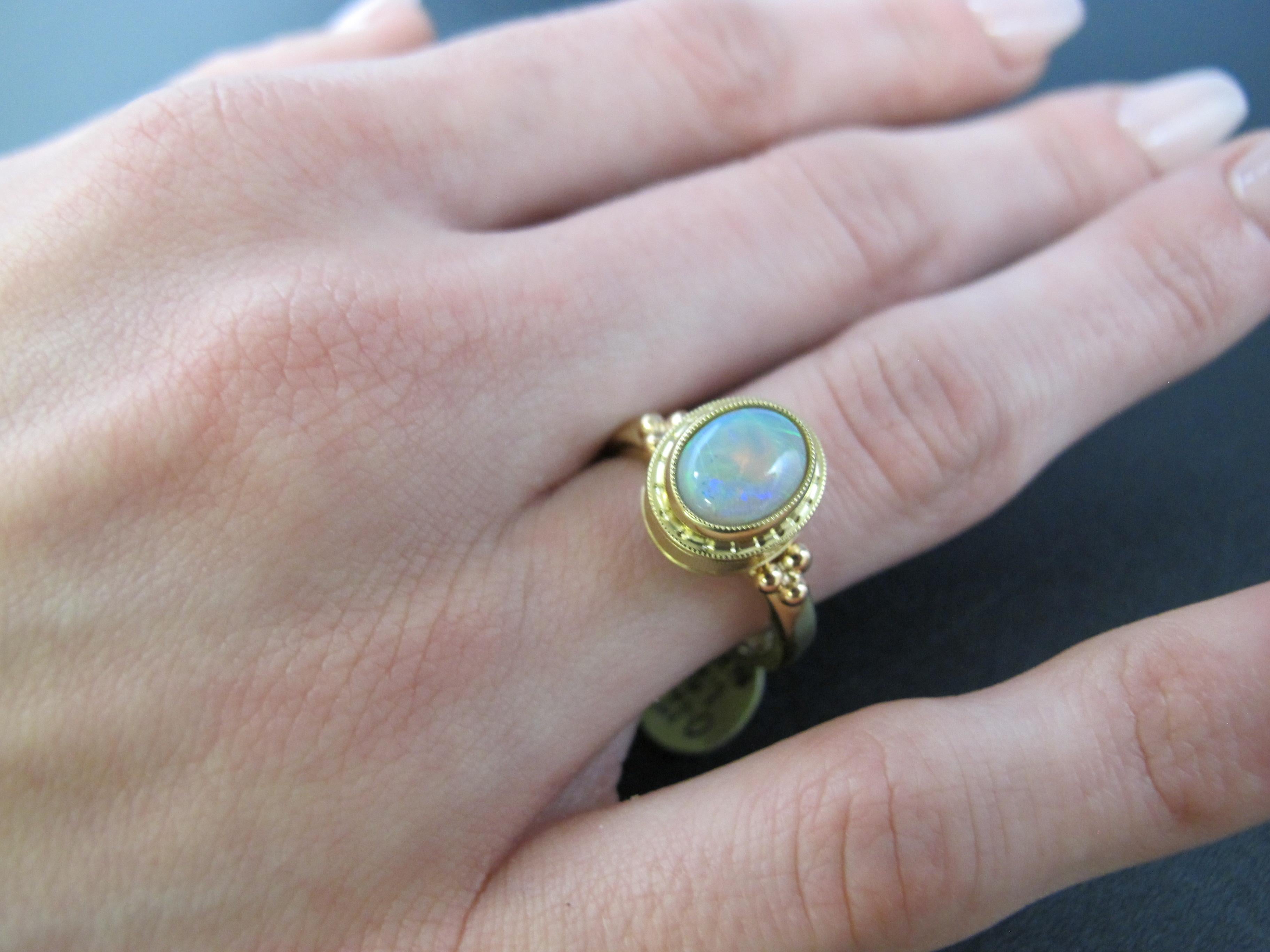 Black Opal and 18k Yellow Gold Handmade Band Ring  For Sale 3