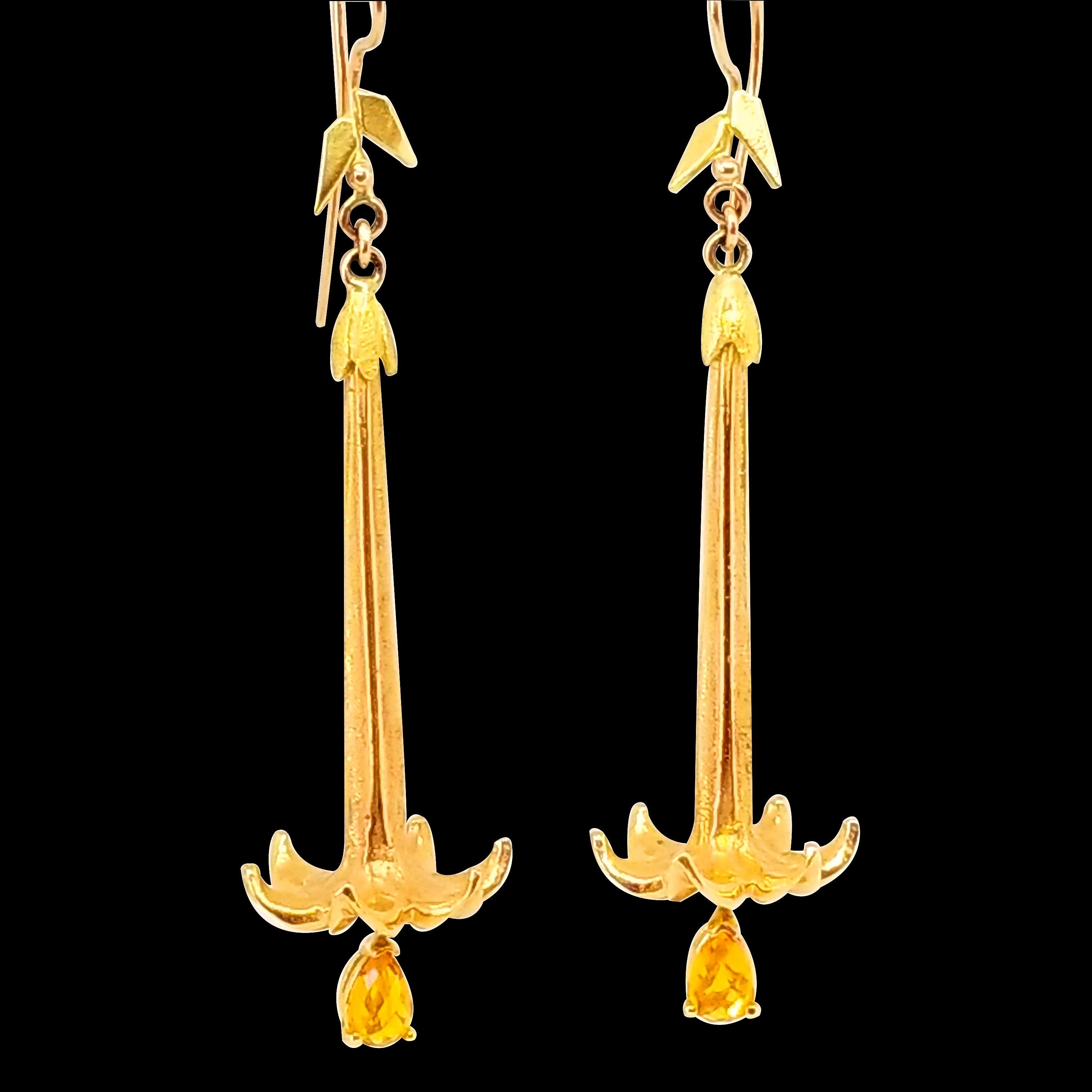 1.28 Carat Briolette Canary Sapphire Fairy Trumpet Flower Drop Earrings In New Condition For Sale In Lambertville , NJ