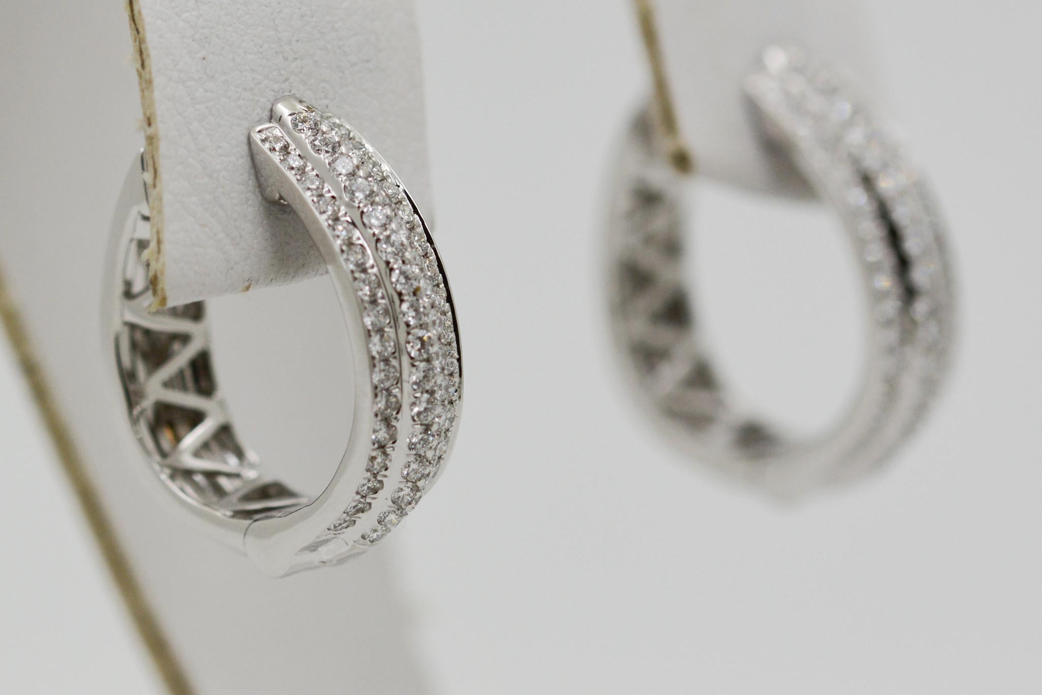1.28 Carat Diamond and 14 Karat White Gold Hoop Earrings In Good Condition In Dallas, TX