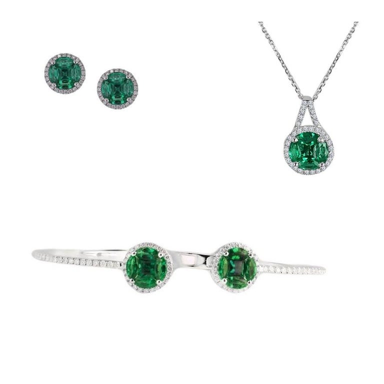 Mixed Cut 1.28 Carat Emerald and 0.23 Carat Diamond Stud Earrings in 18 Karat White Gold For Sale