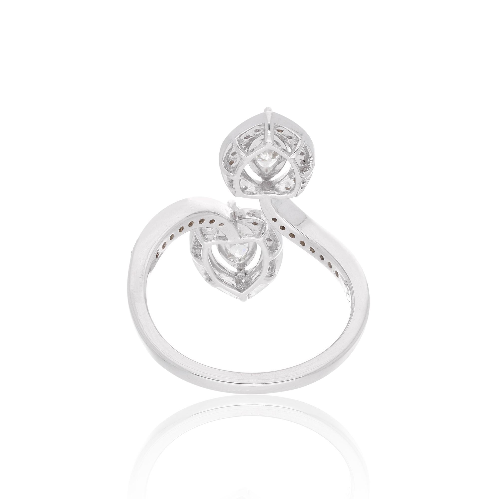 Taglio marquise Anello con diamante rotondo e marquise da 1,28 carati in oro bianco 18 carati Gioielli di pregio in vendita