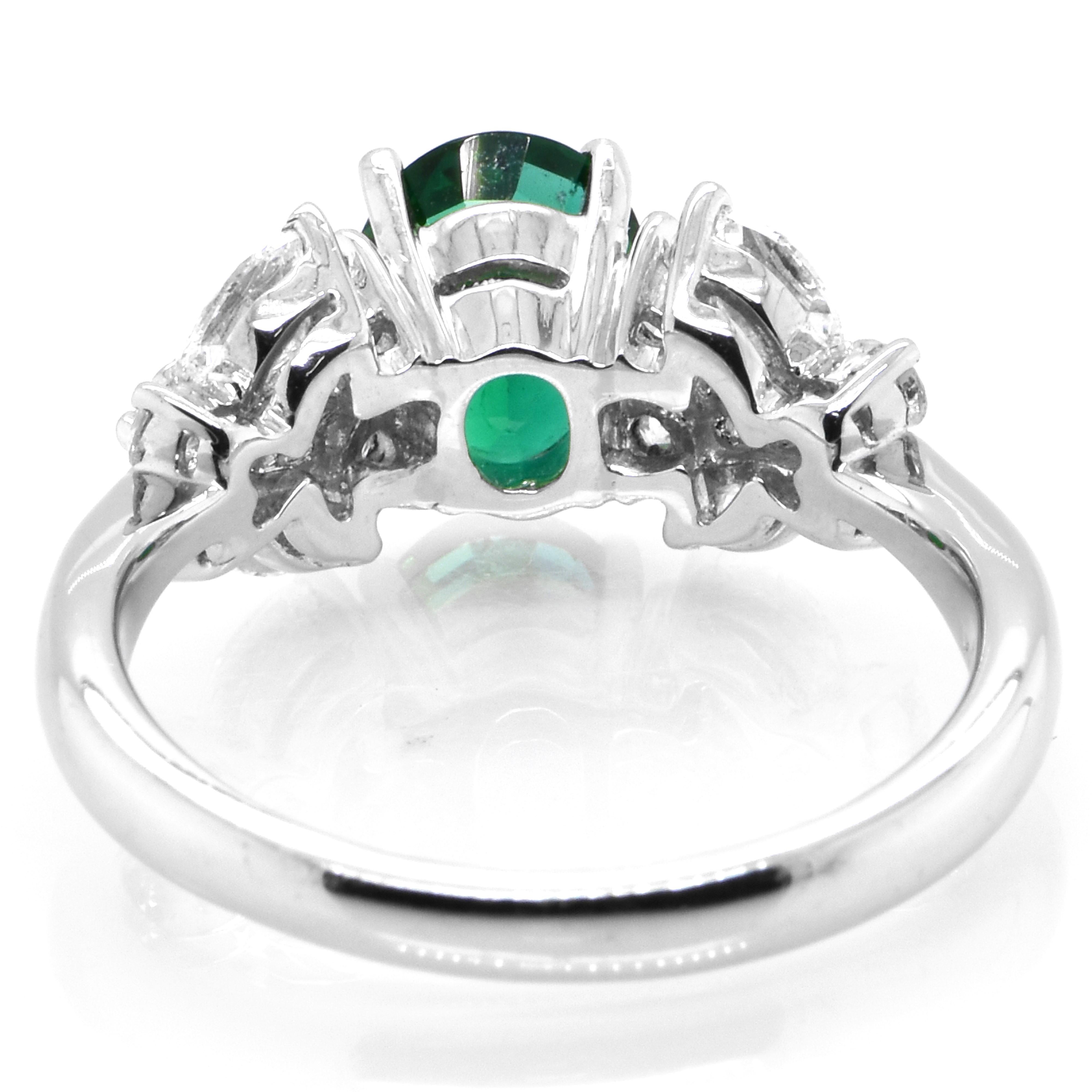 Women's 1.28 Carat Natural Vivid Green Emerald and Diamond Ring Made in Platinum For Sale