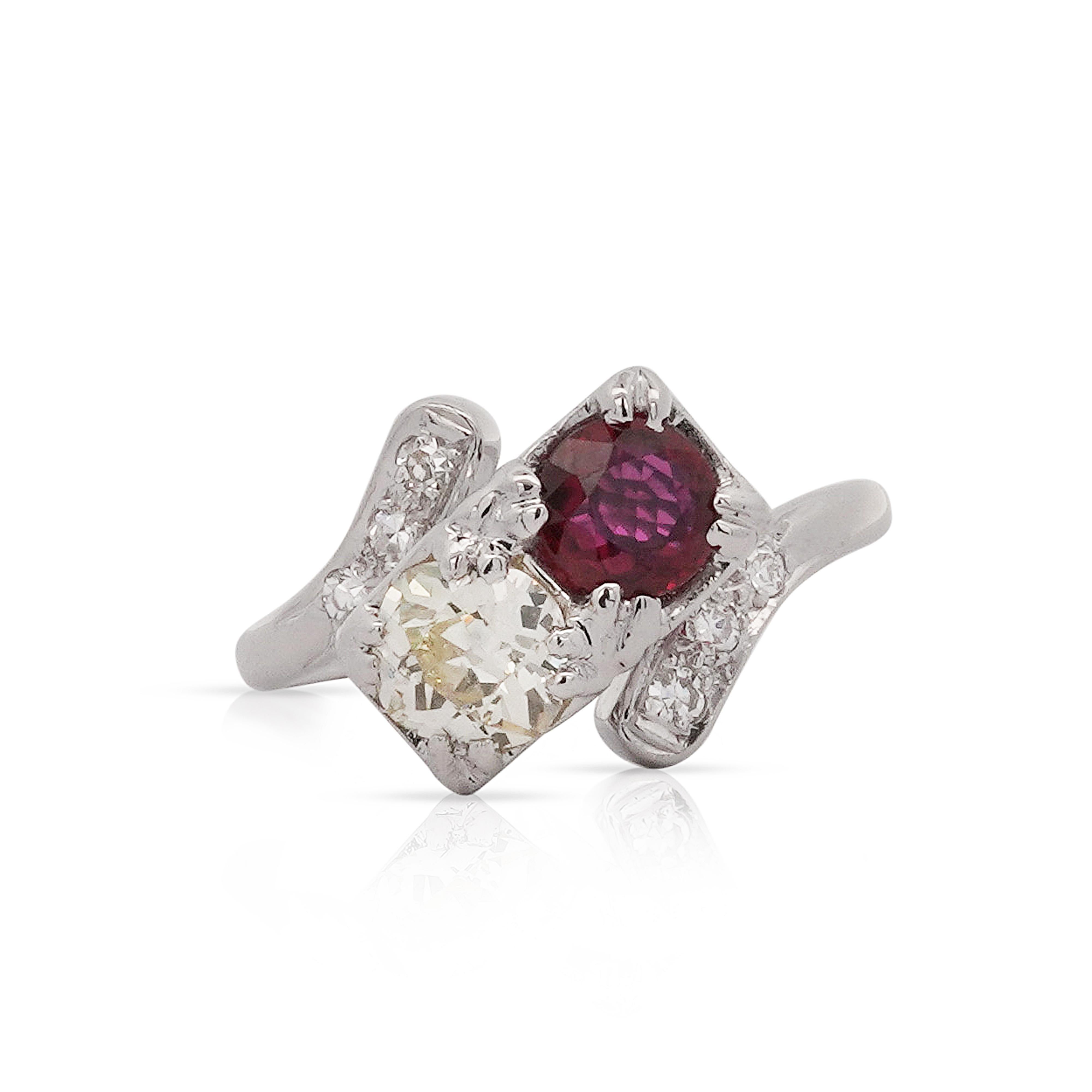 1.28 Carat Ruby & Diamond 14K White Gold Toi Et Moi Ring In Excellent Condition For Sale In Miami, FL