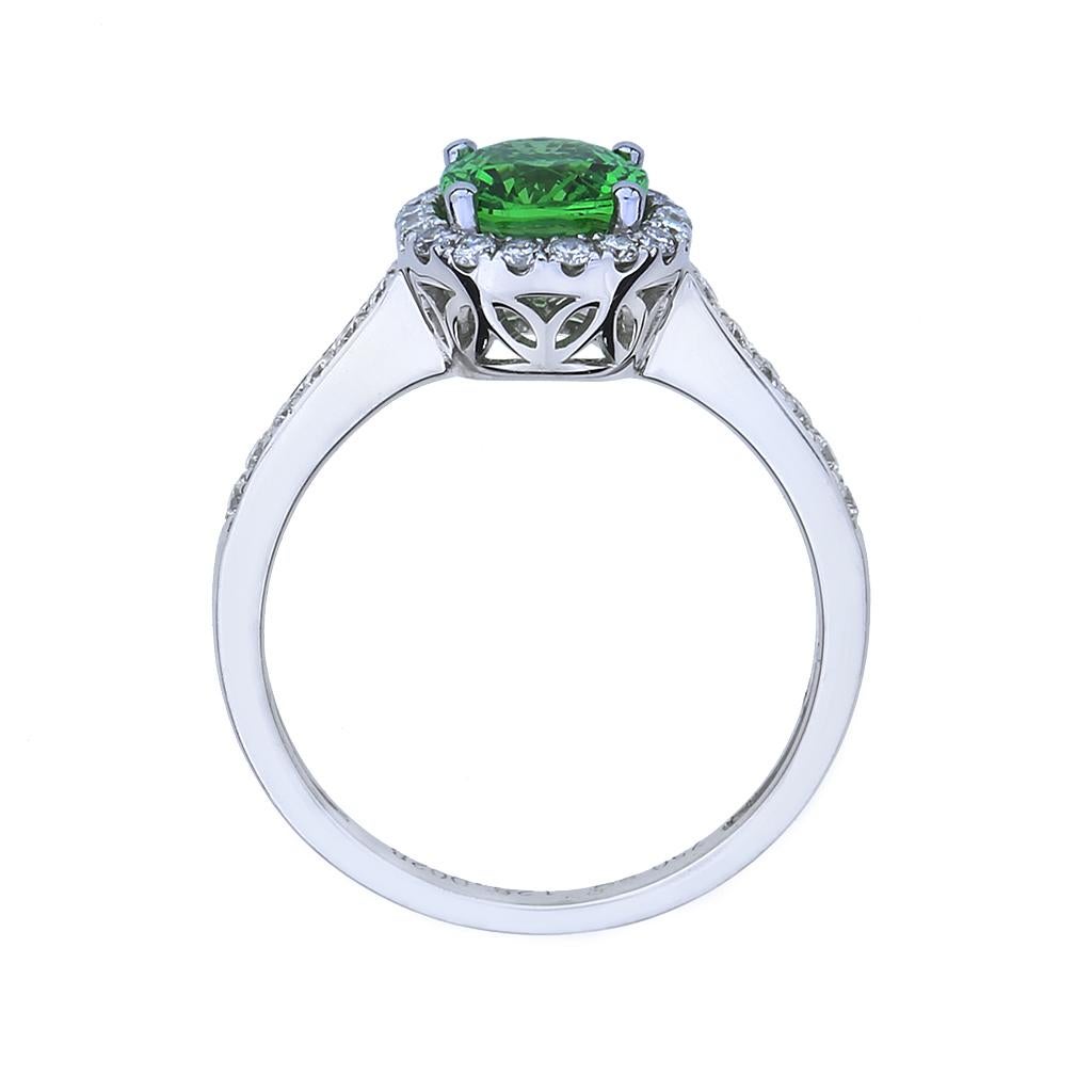 Buy PTM 925 Sterling Silver Emerald/Panna 10.25 Ratti or 9.35 Carat  Astrological Gemstone Square Shape Bis Hallmark Ring for Men & Women at  Amazon.in