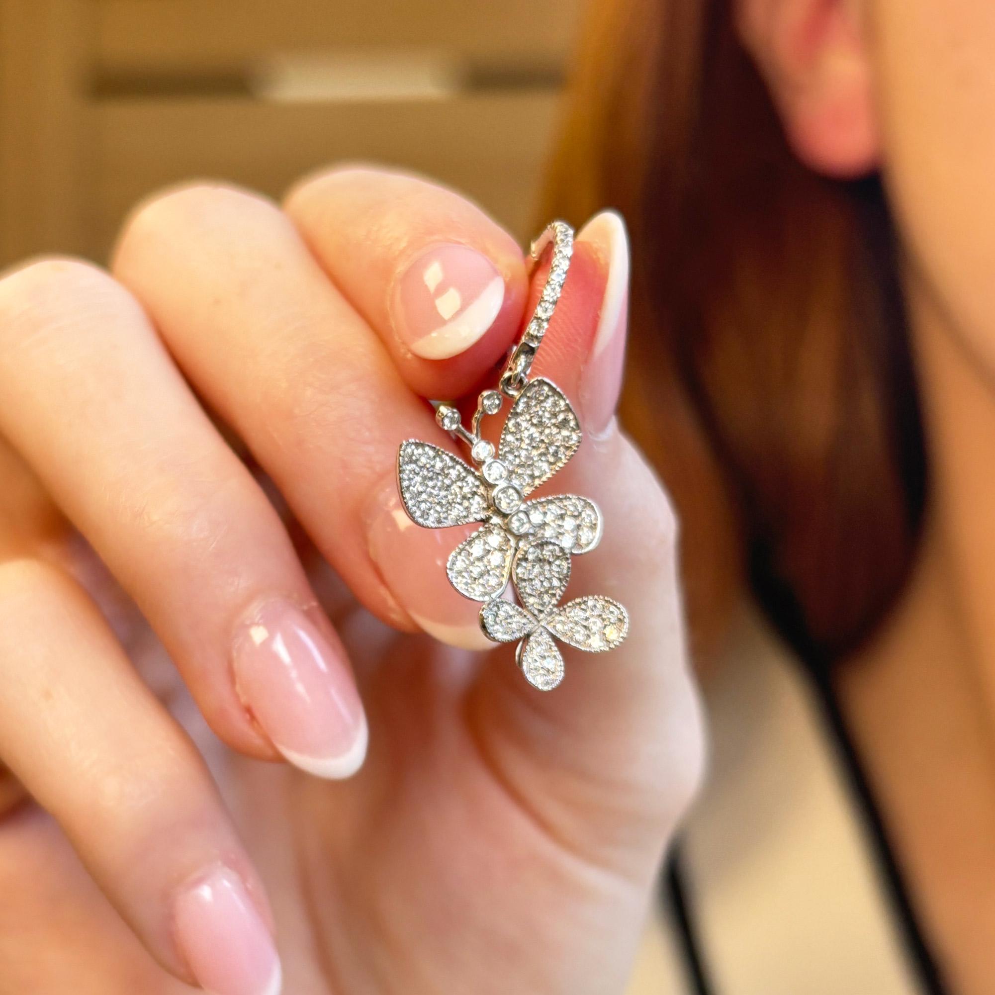 Contemporaneo Orecchini a farfalla con diamante bianco da 1,28 CTW in oro bianco 14 carati in vendita