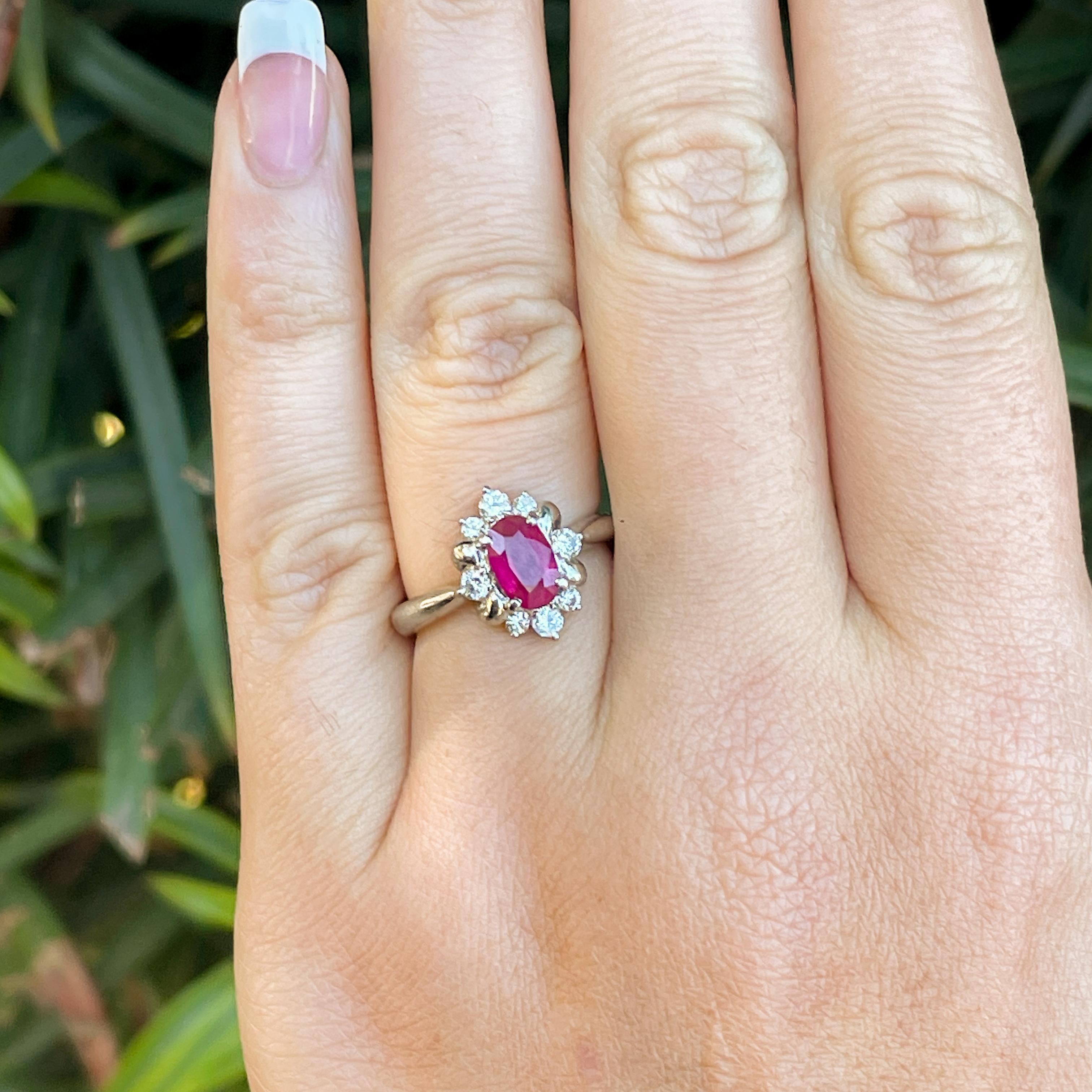 
• 1.28 Carat Very Fine Ruby
• 0.30 Carat Diamonds D Color VS Clarity
• Platinum Band
• Size 5.75, Complimentary Resizing
