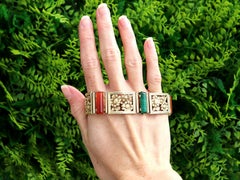 12.80ct Agate And 4.23ct Melachite 14ct Yellow Gold Bracelet