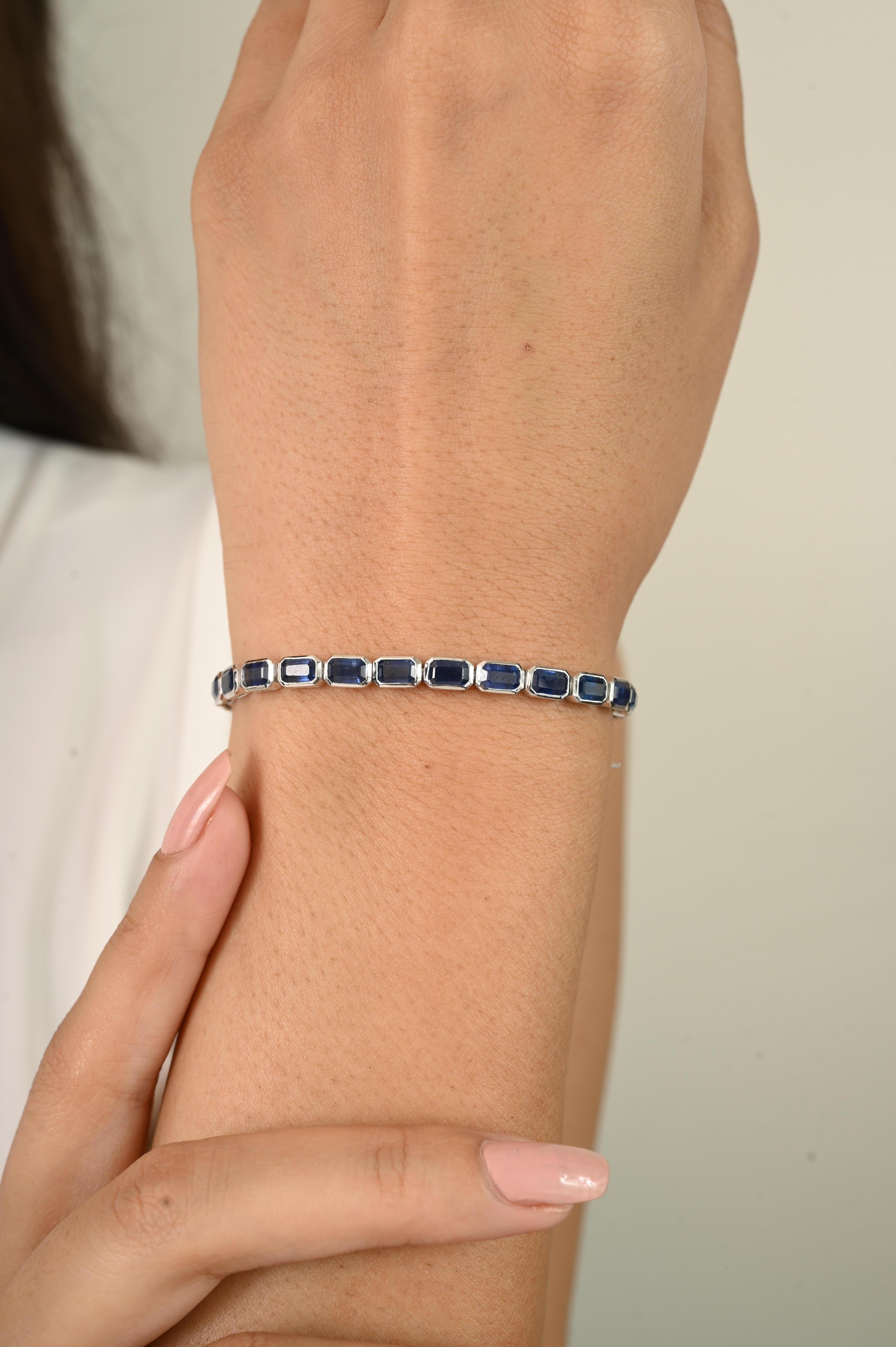 Bracciale tennis con zaffiro blu profondo da 12,81 carati in oro bianco 18 carati con castone incastonato in vendita 4
