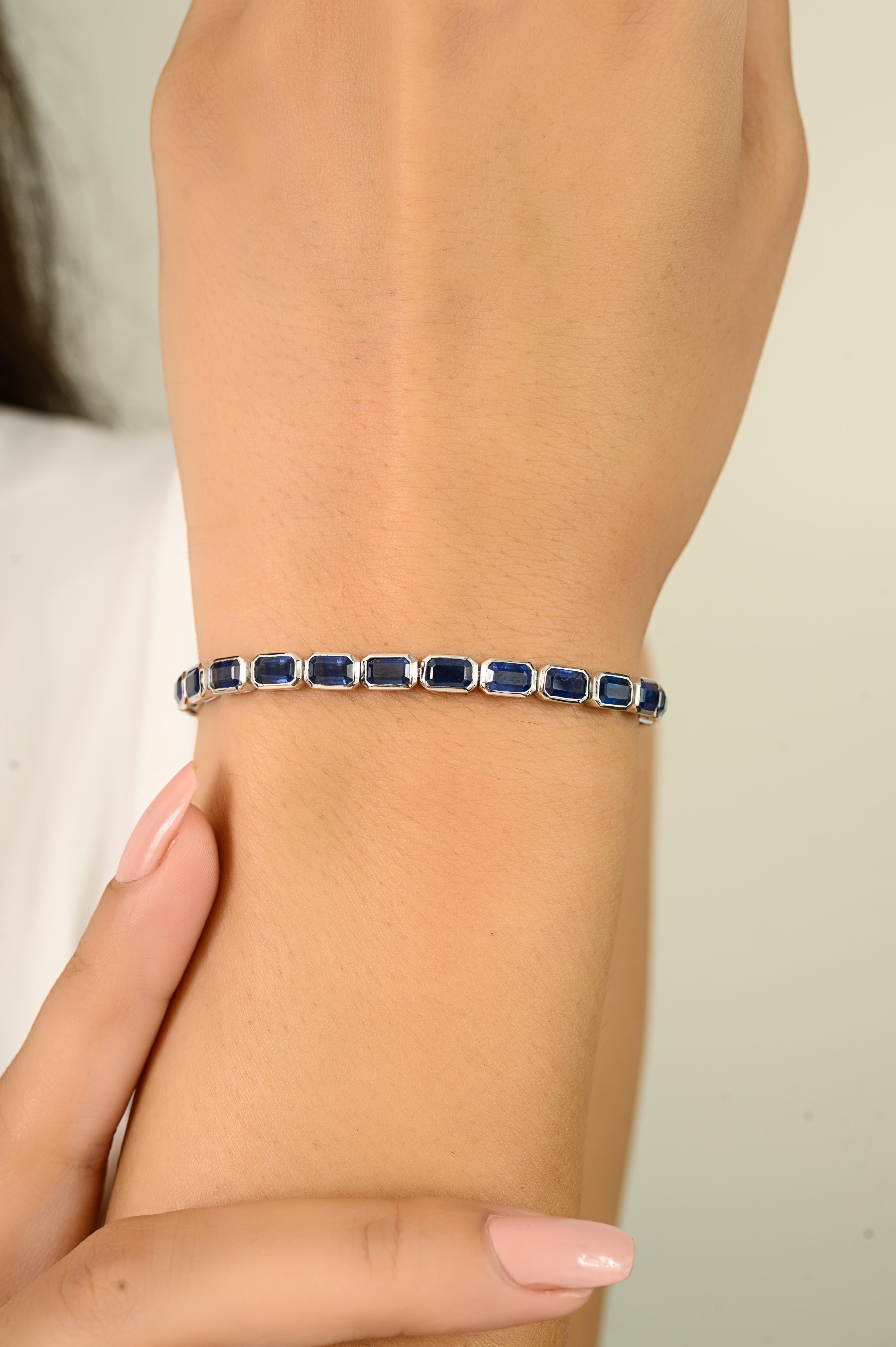 De las mujeres Pulsera de tenis de zafiro azul profundo de 12,81 quilates en oro blanco de 18 quilates con bisel engastado en venta