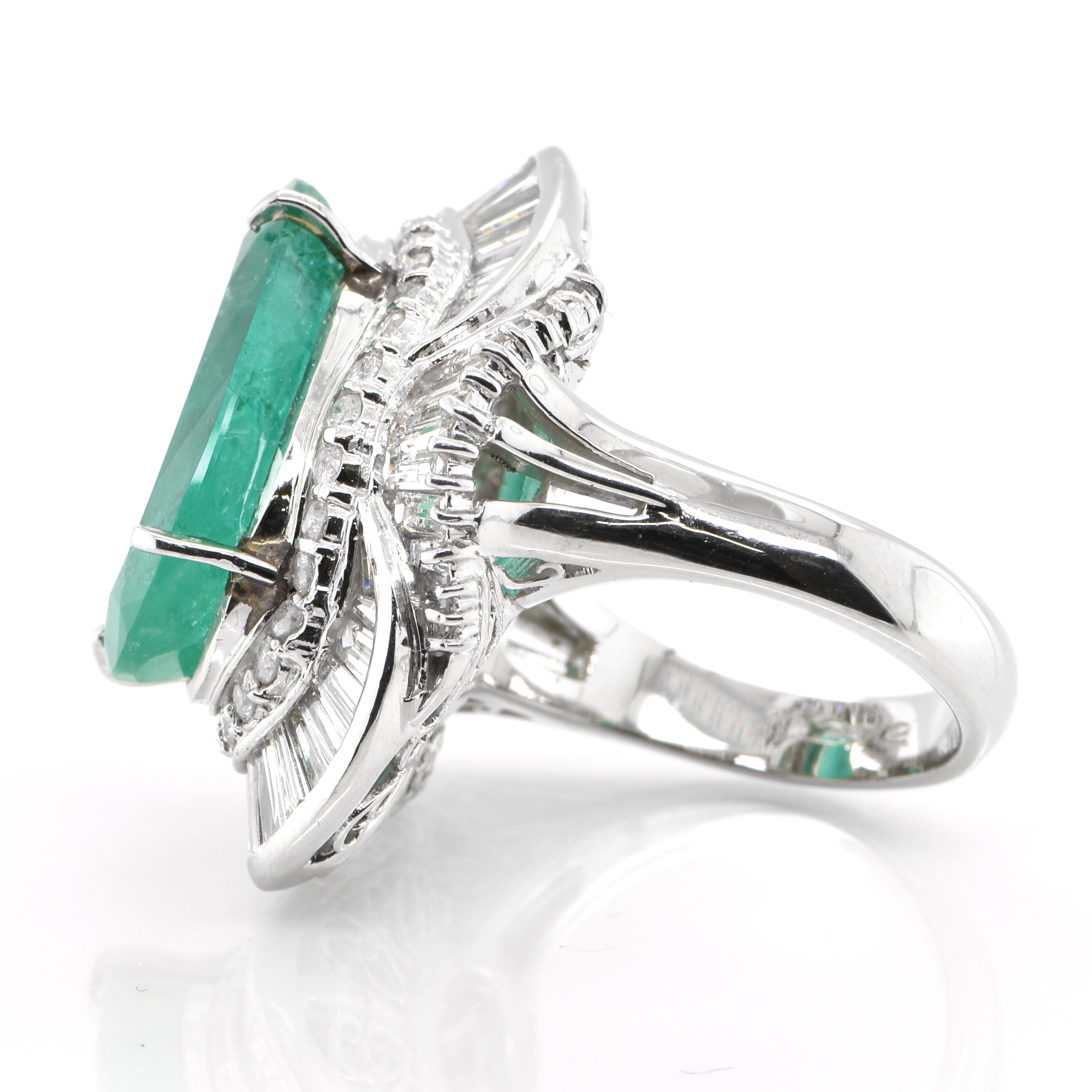Modern 12.81 Carat Natural Emerald and Diamond Ballerina Ring Set in Platinum