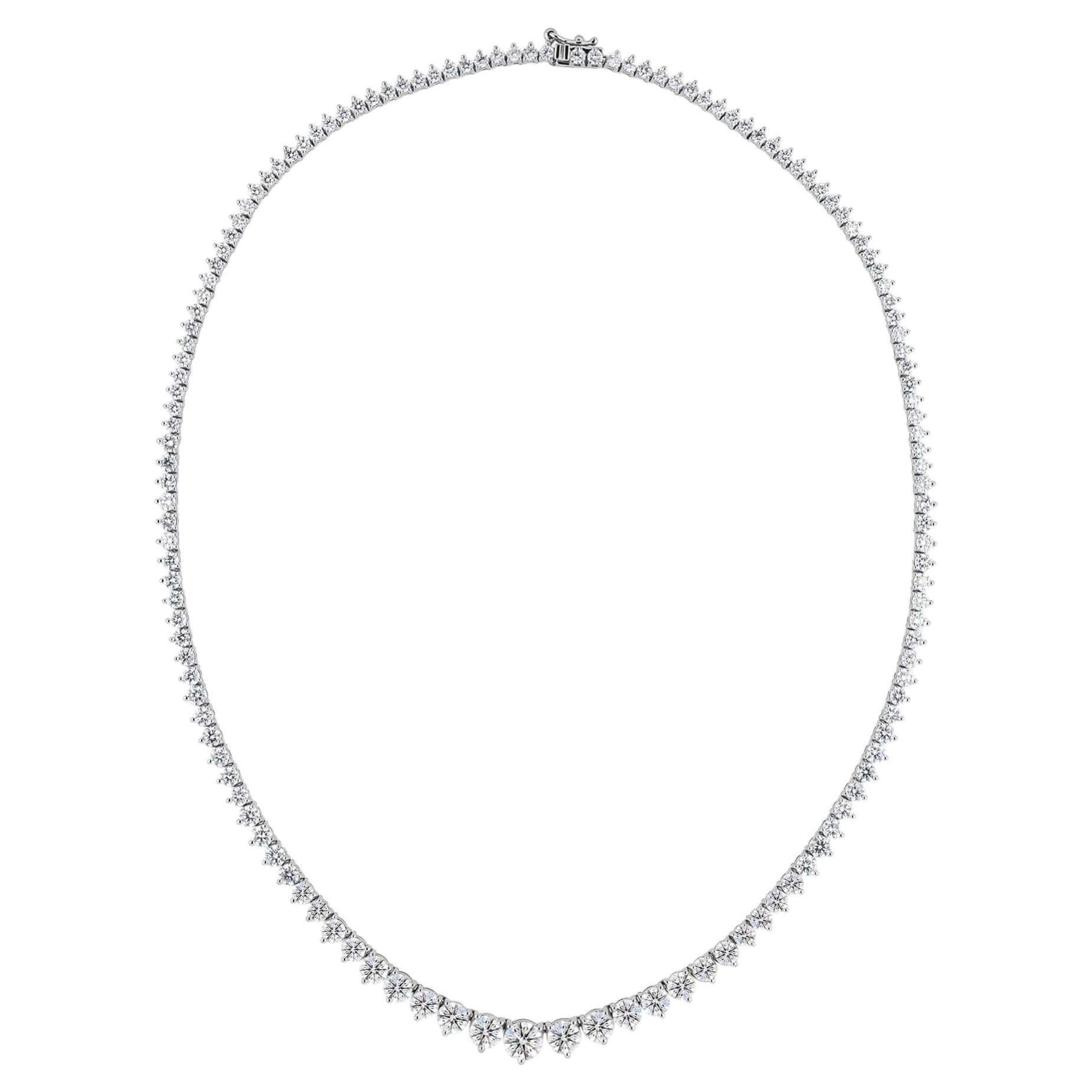 Collar Riviera con diamantes redondos naturales de 12,81 quilates de tamaño variable, en oro blanco de 18 quilates