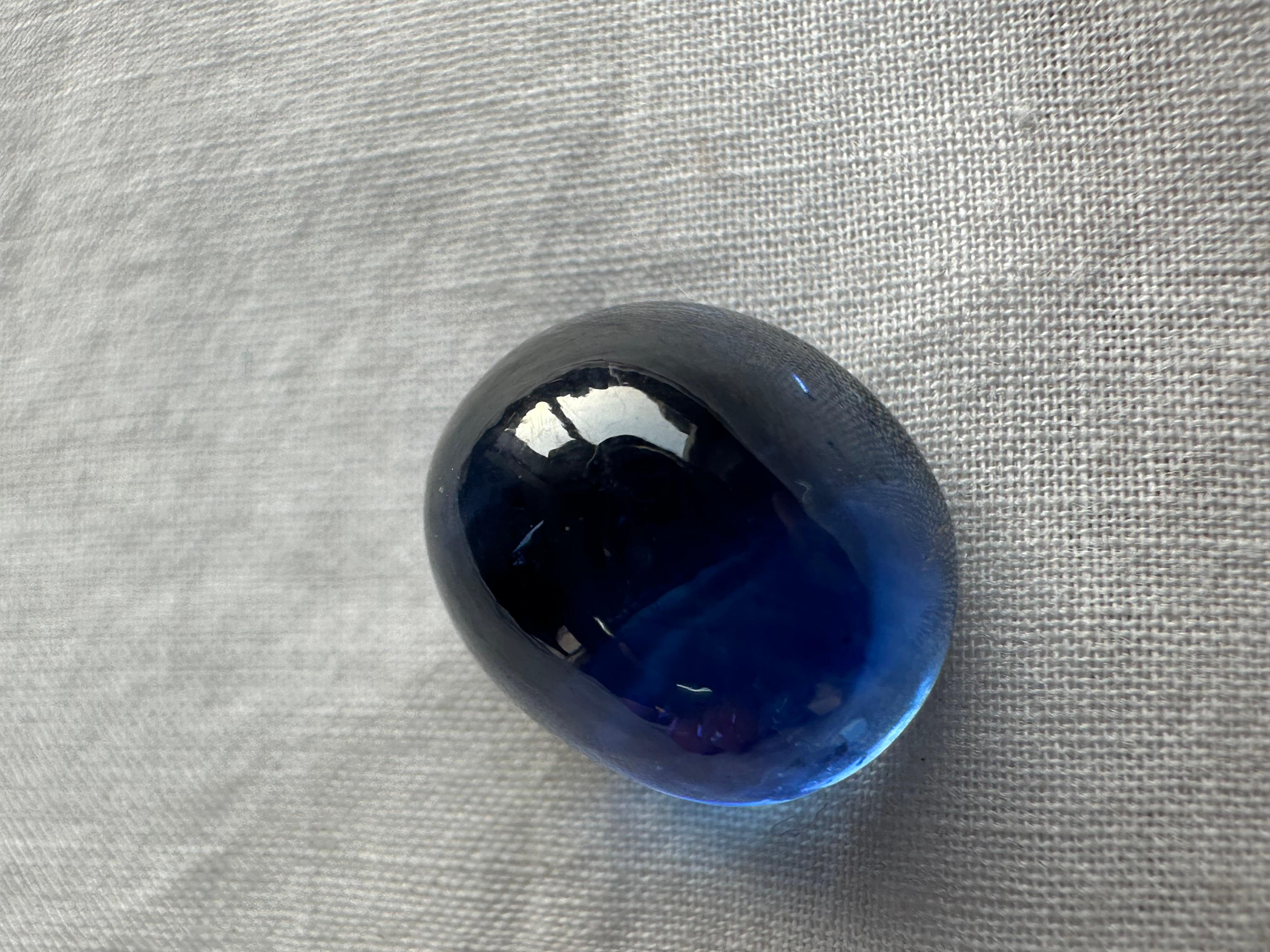12.83 Carats Ceylon Blue Sapphire (Heated) Plain Cabochon Natural sapphire gem For Sale 5