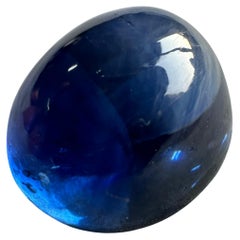 Saphir bleu de Ceylan (chauffé) cabochon uni en saphir naturel de 12,83 carats