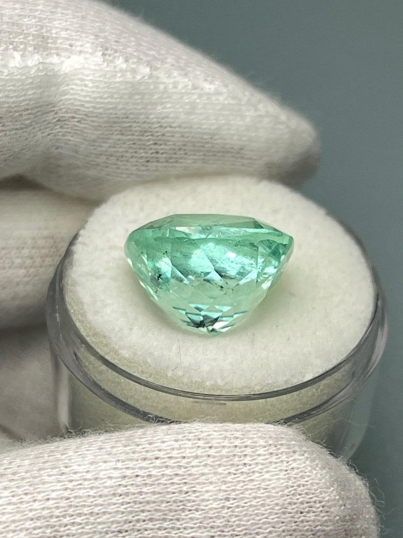 12.86 Carat Natural Cushion Colombian Emerald - 14.5x14mm Loose Gemstone For Sale 1