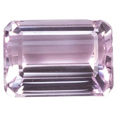 Kunzite rose pâle pastel clair taille émeraude 12,87 carats