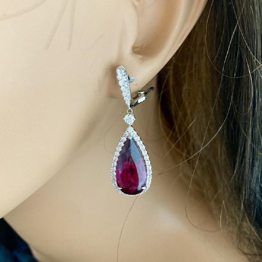 Pendiente de rubelita pera y diamantes de 12,88 quilates en oro blanco de 18 quilates en Nuevo estado para la venta en Chicago, IL