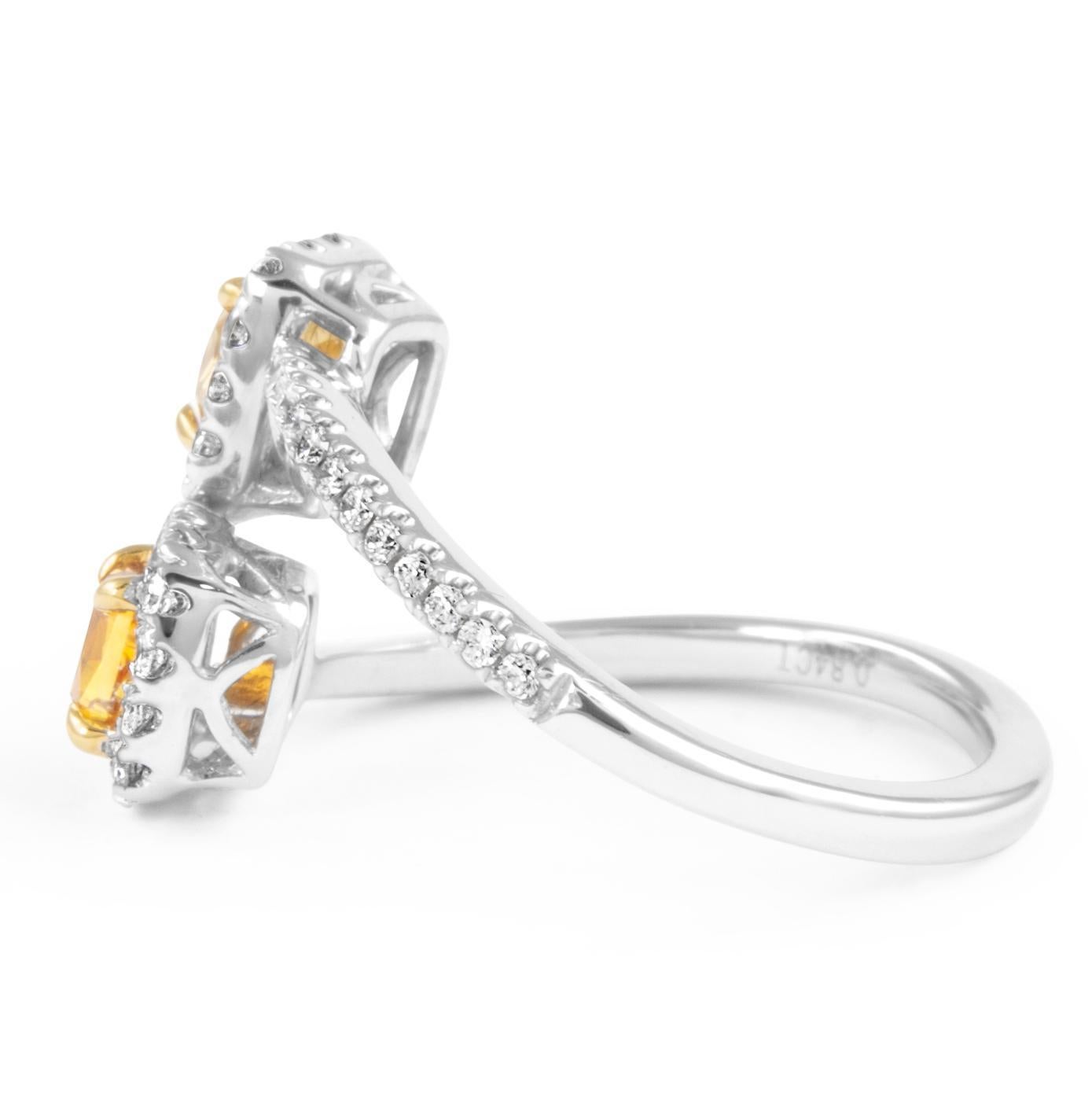Taglio cuscino Anello Bypass 1.28Cctt Fancy Yellow Brown Oro 18k bicolore in vendita
