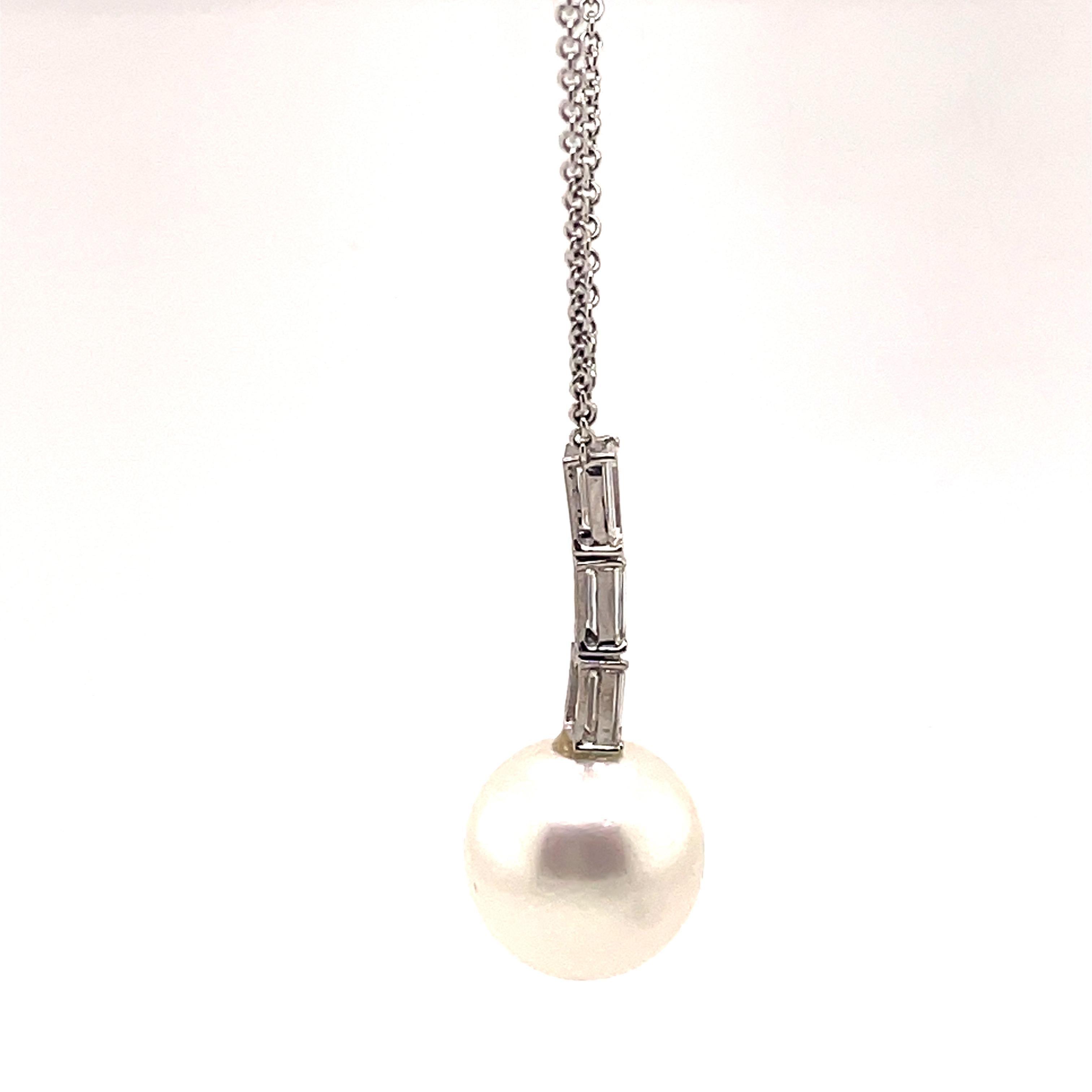 Contemporary 1.28ct Baguette Diamond with Pearl Pendant Necklace 18k White Gold For Sale