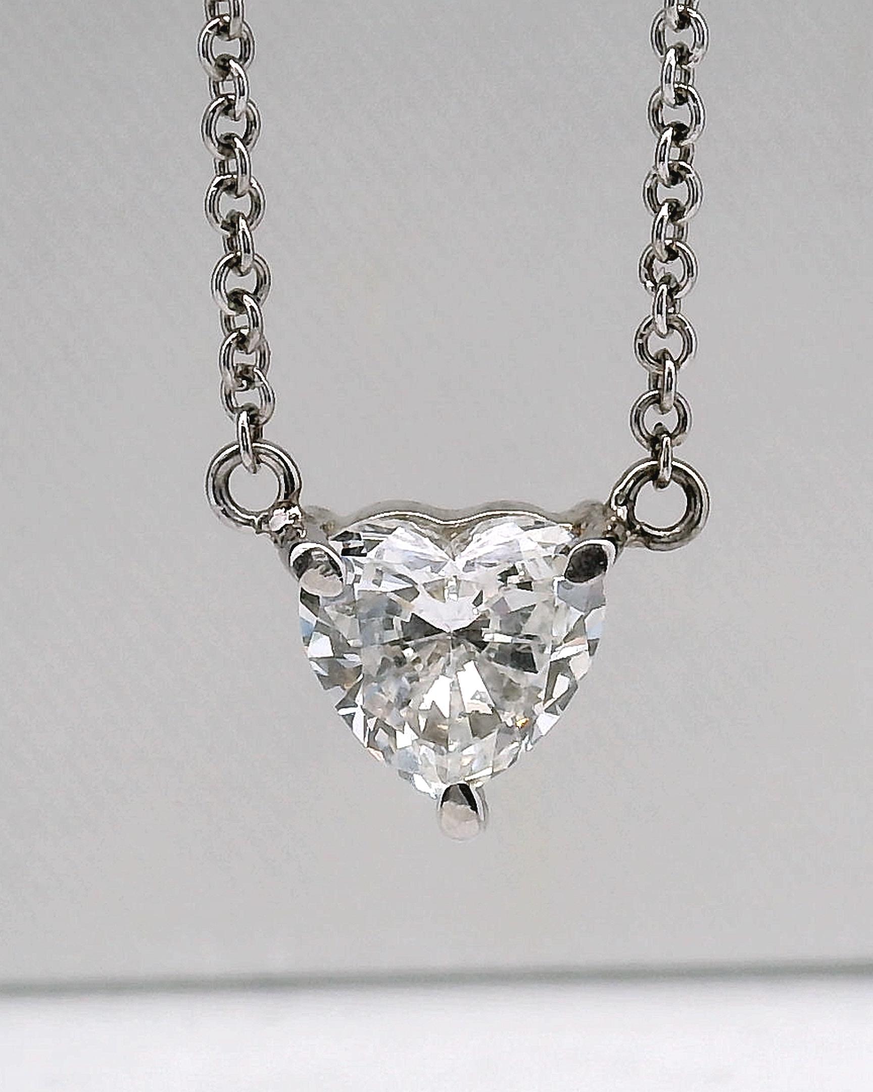 1,28ct. Diamante con taglio a cuore su una catena a maglie circolari da 1 mm in oro bianco 18 carati da 16