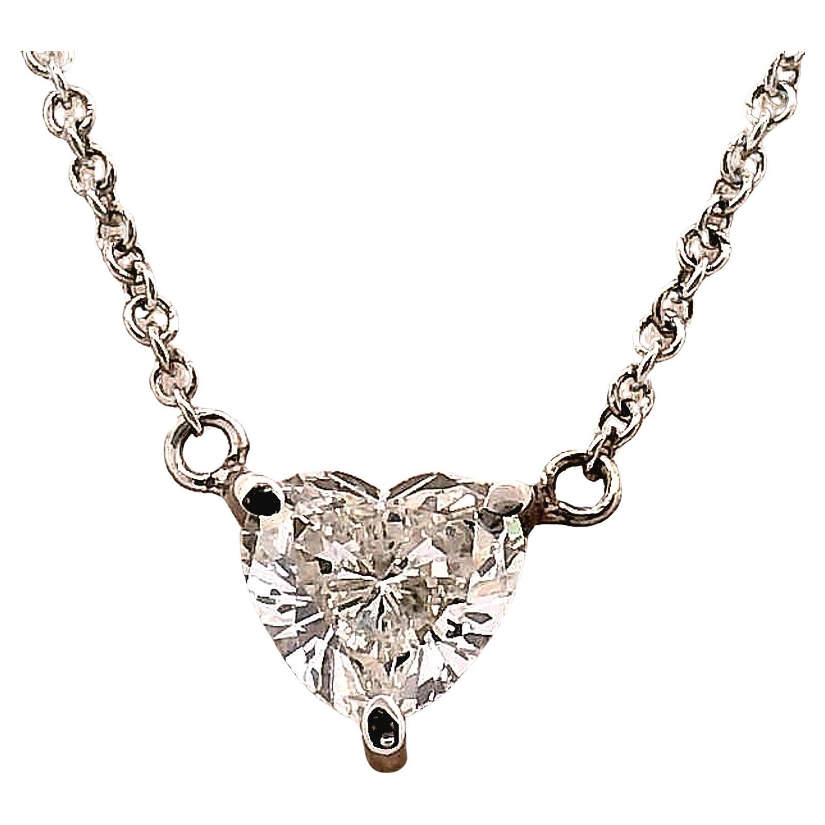 1.28ct. Floating Diamond Heart Pendant in vendita