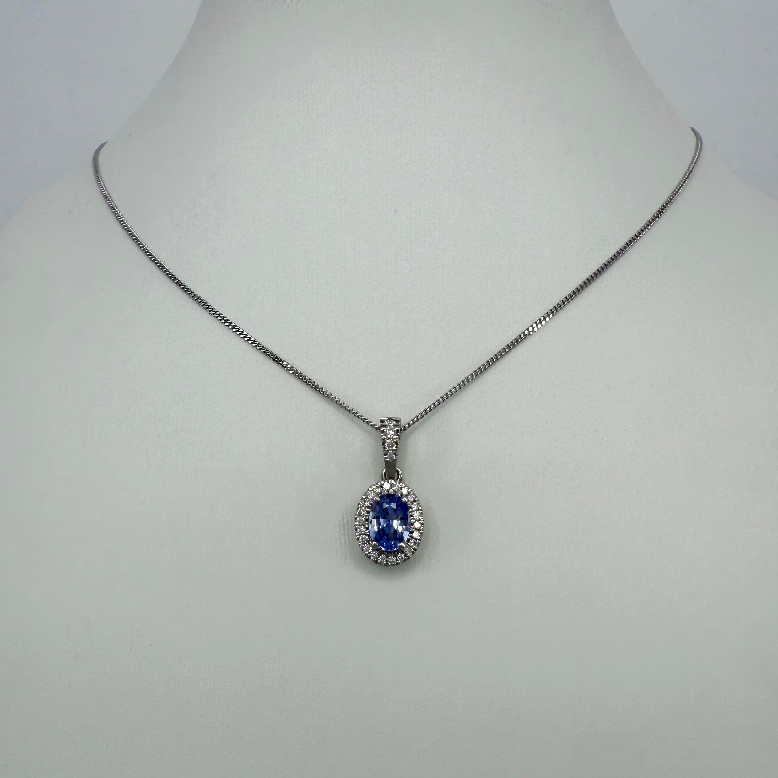 1,28ct Natürlicher Violetter Blauer Saphir Diamant Platin Halo Anhänger Halskette im Angebot 4