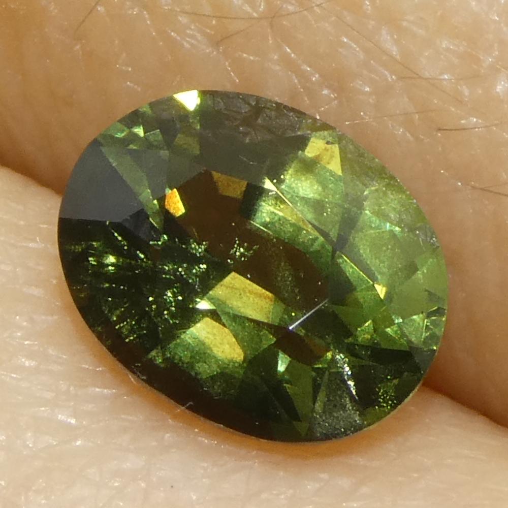 1.28ct Oval Green Sapphire from East Africa (saphir vert ovale d'Afrique de l'Est) en vente 7