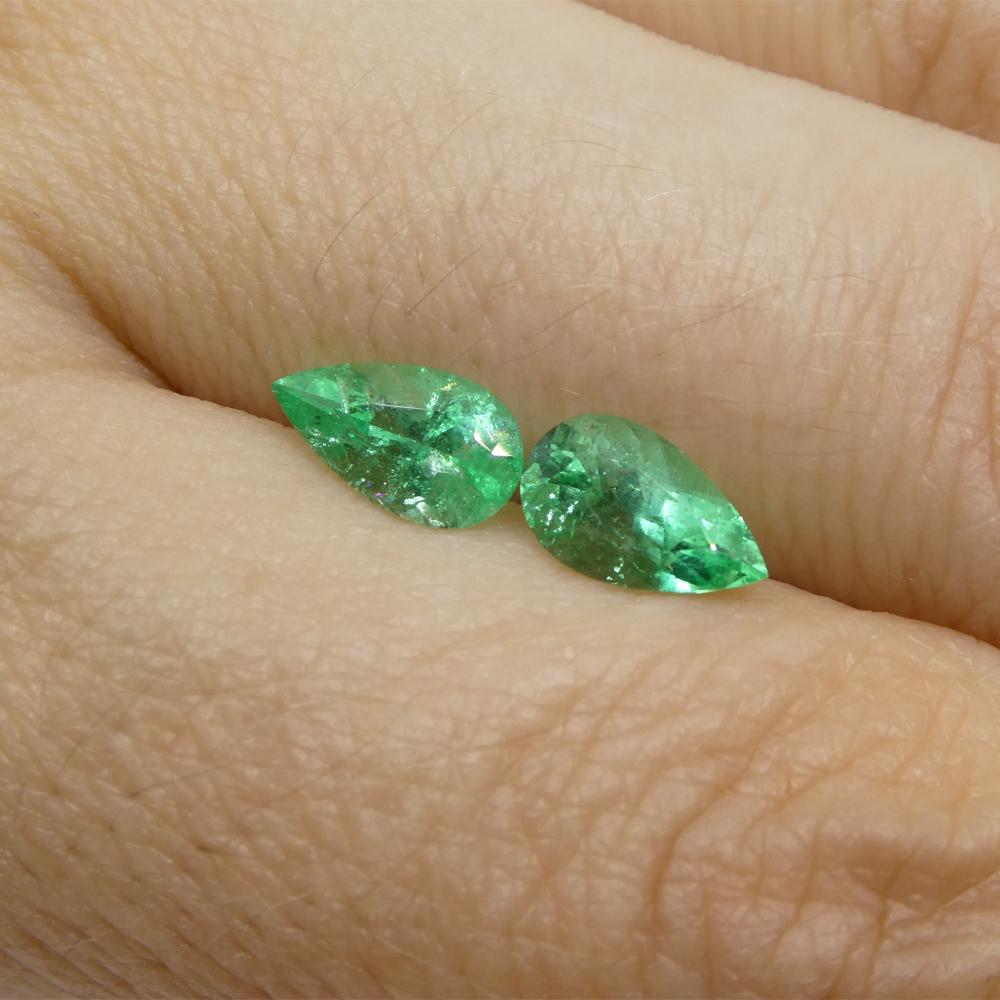 1.28ct Pair Pear Green Emerald from Colombia For Sale 1