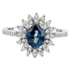 Anillo en racimo de zafiro y diamantes de 1,28 ct